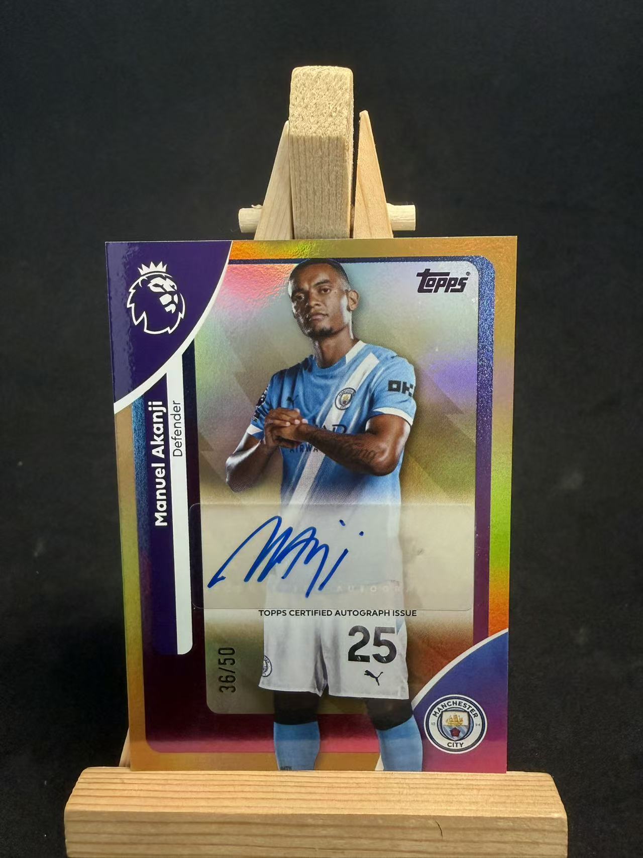 2025-26 Topps Premier Manuel Akanji 英超 曼城 阿坎吉 签字 完美签 折射 金折 50编 默认瑕疵 介意勿拍 乐