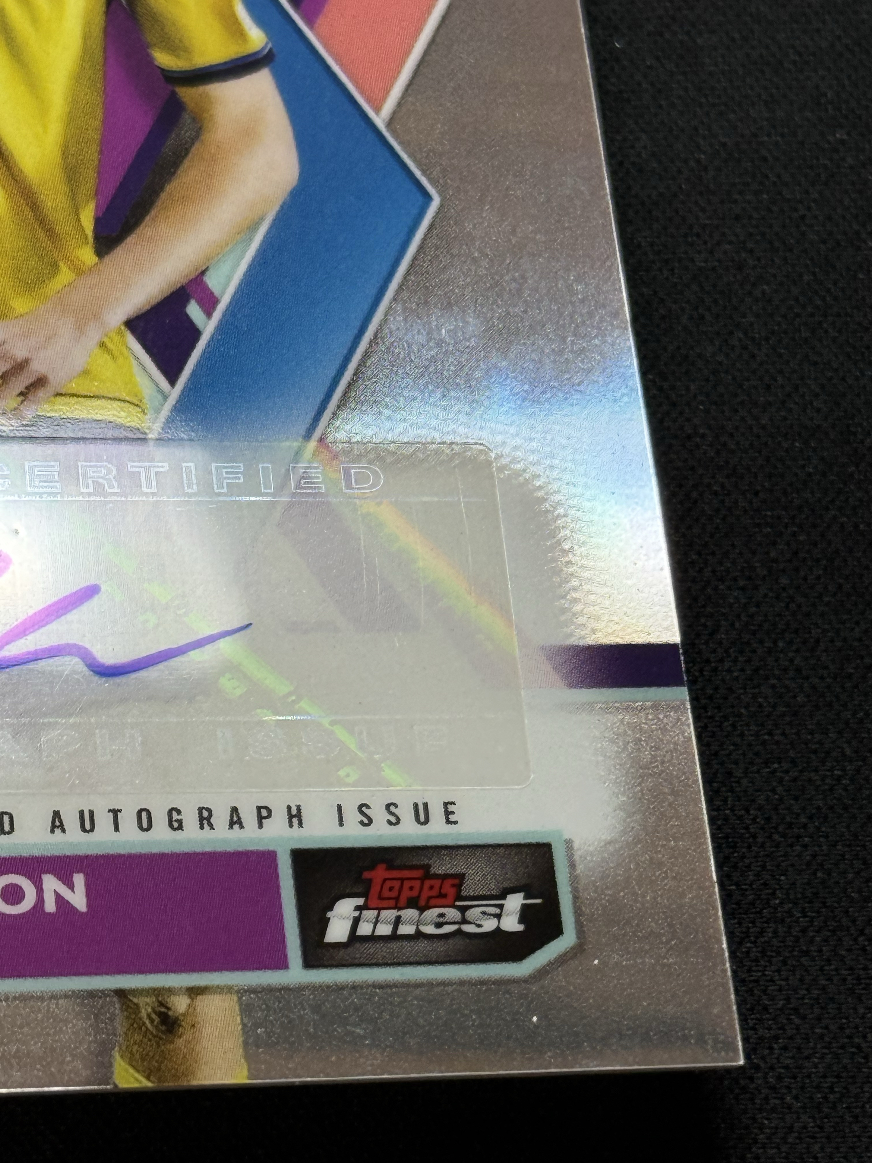 2023 Topps Finest Hugo Larsson RC 【小贝代拍】欧洲杯 Finest 瑞典 拉尔森 首秀 银折 签字 瑕疵如图 拍前看描述 H MFC