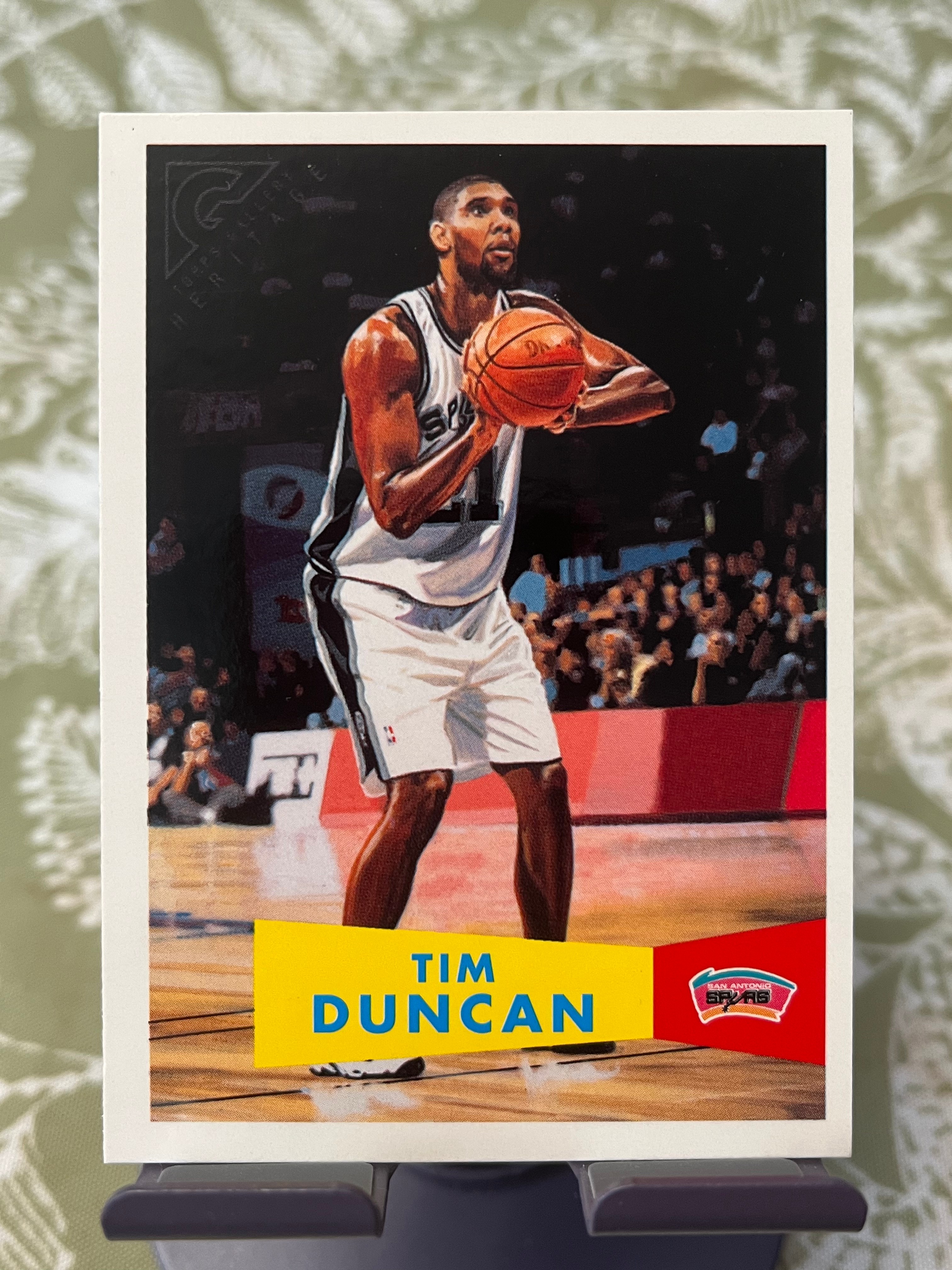 2000 Topps 老卡 老特 Tim Duncan 蒂姆 邓肯 石佛 马刺【经典设计 TOPPS GALLERY】【边角瑕疵如图 介意勿拍】#1198