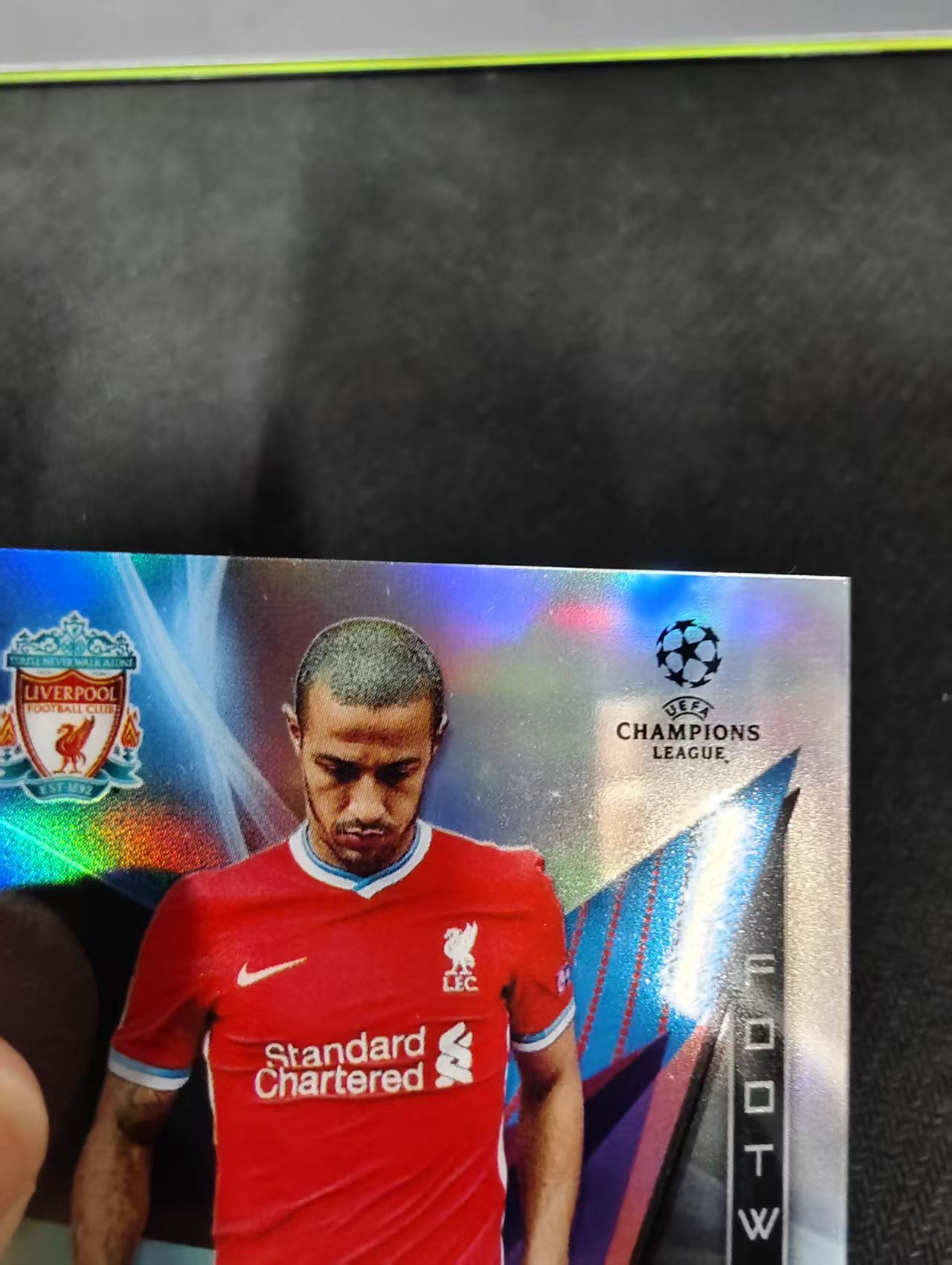 【可合并,不累计】2021 Topps finest Thiago Alcantara 亚戈 阿尔坎塔拉 利物浦 拜仁 欧冠 银折 特卡 #2 划痕 边角瑕疵