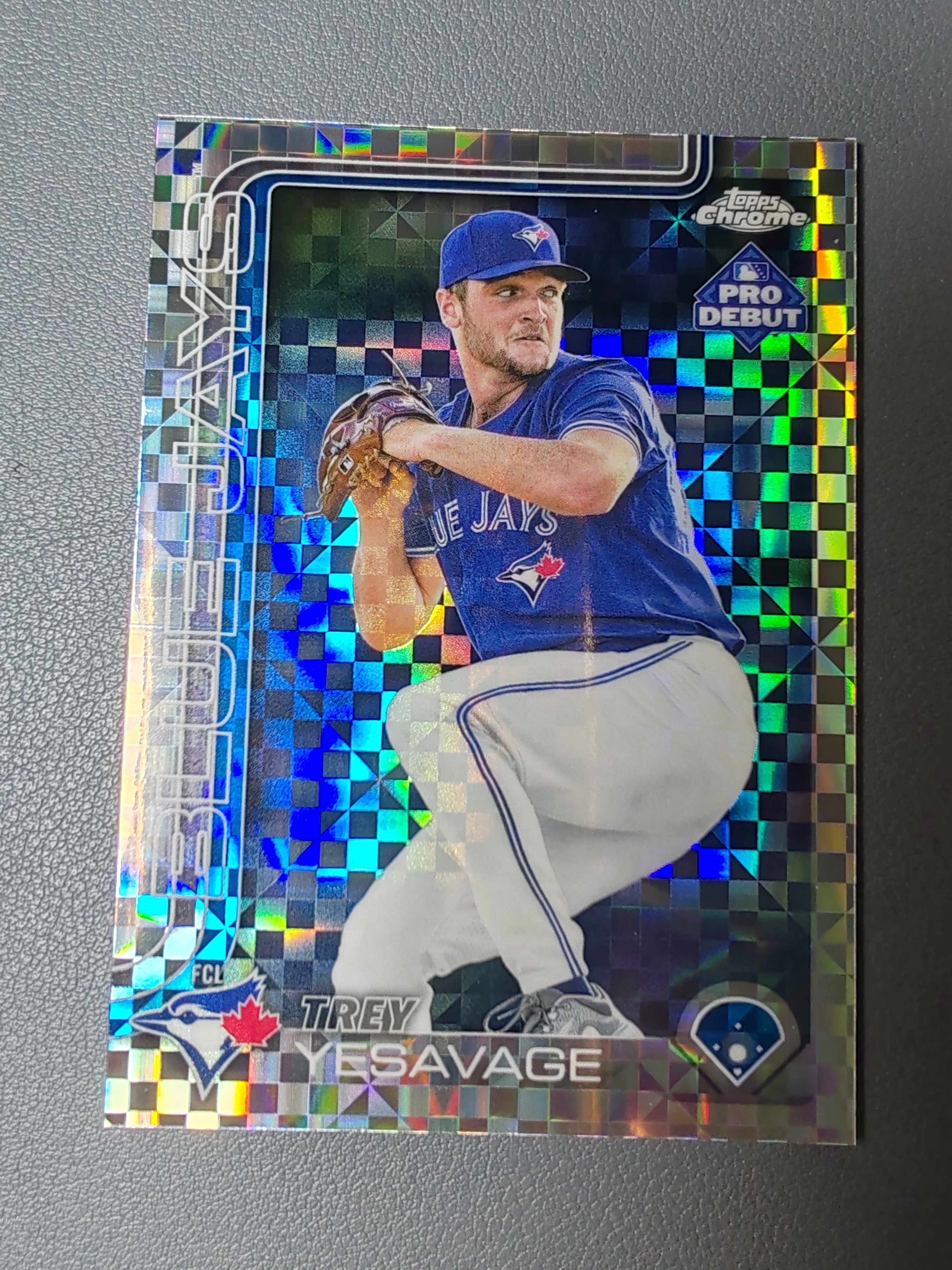 2025 Topps Pro Debut Trey Yesavage 耶萨维奇 蓝鸟 大物新人 小联盟首秀 chrome版 棋盘折!【001】