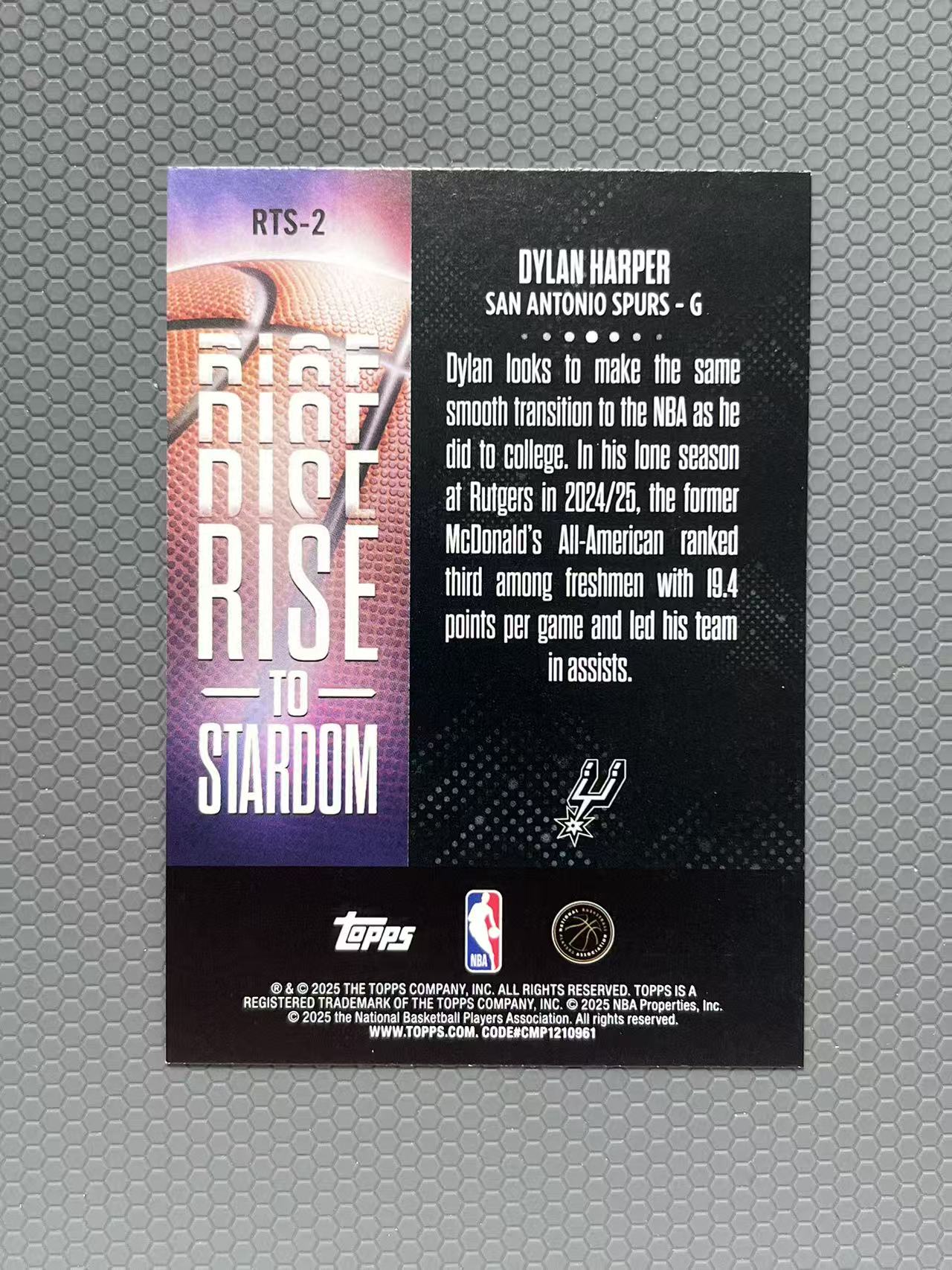 2025 Topps 迪伦·哈珀 DYLAN HARPER 马刺 新秀 RC RISE 特卡 卡品如图-左