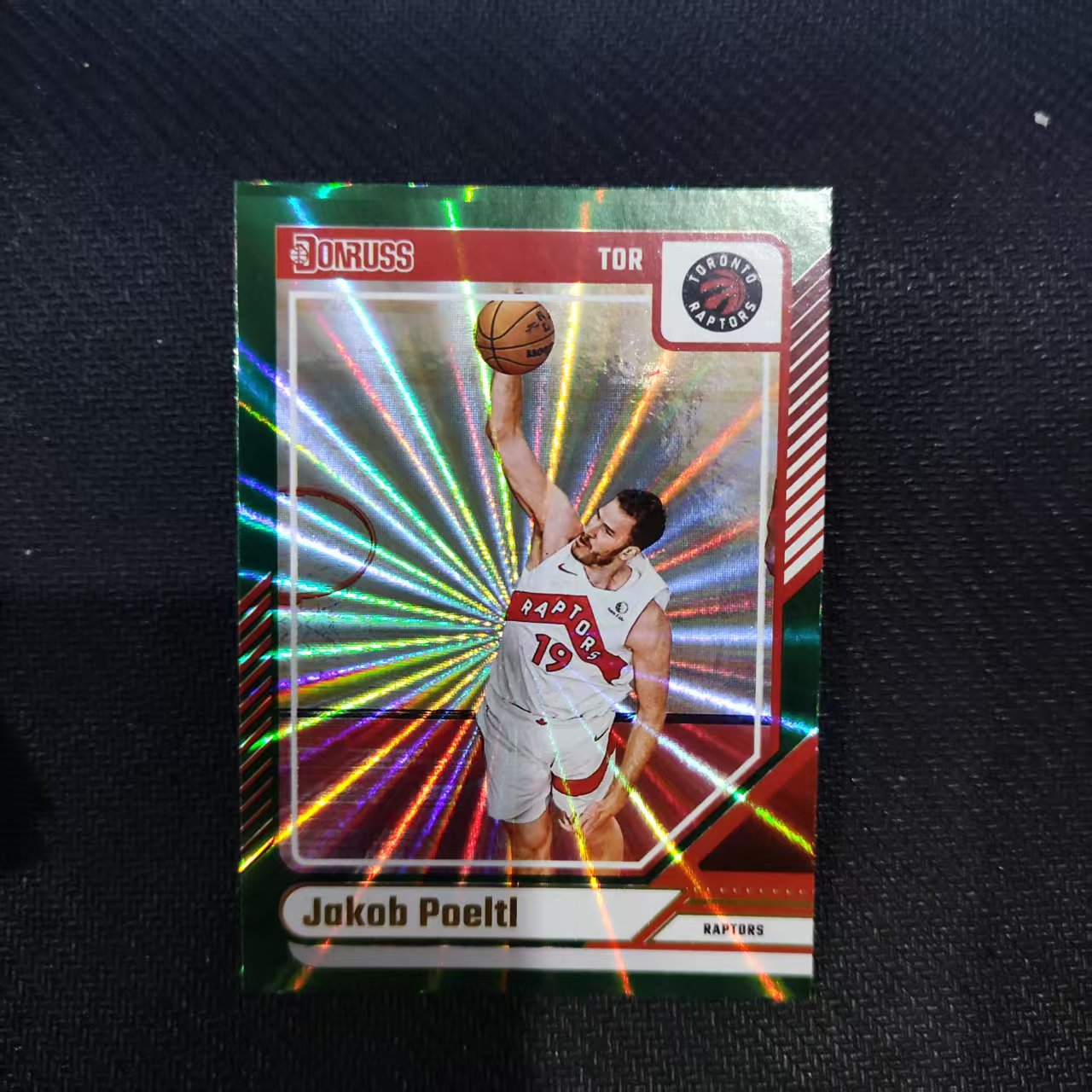 2024-25 Panini Donruss Jakob Poeltl 珀尔特尔 绿佛光折 折射 猛龙队 收藏必备 可累计 接代卖
