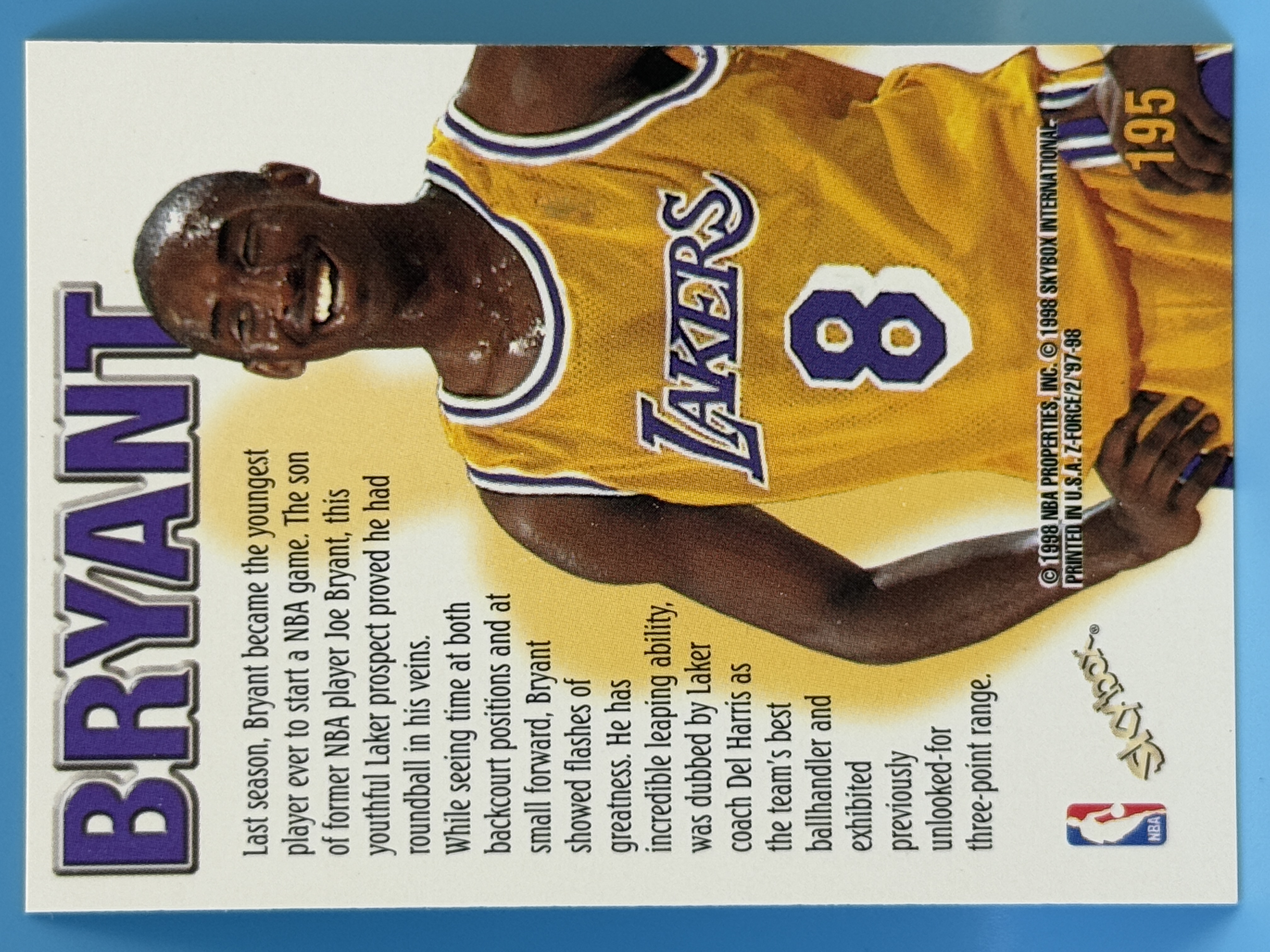 1998 SkyBox Z Force Kobe Bryant 【嗨拆】科比 布莱恩特 选图精美 卡品如图 通行品相 实卡美如画 值得收藏 蓝面