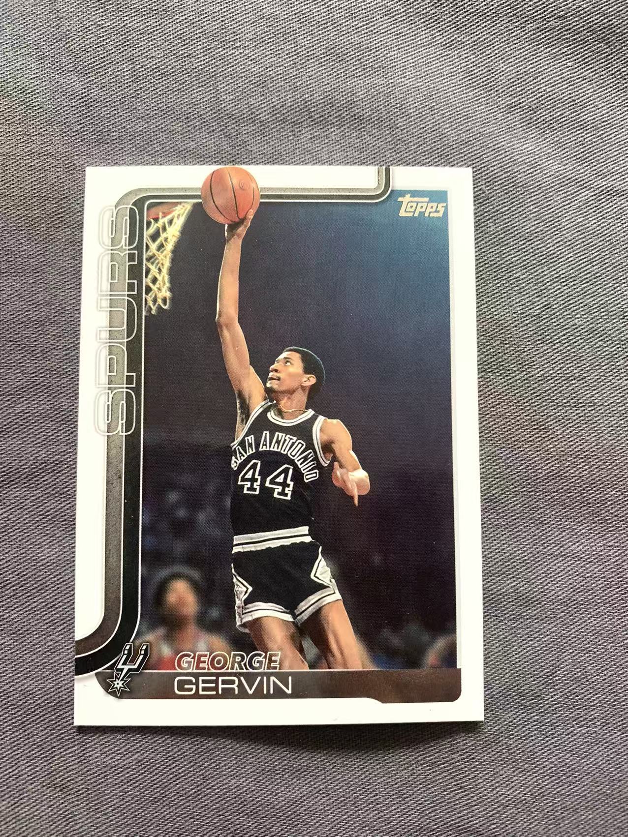 2025-26 Topps Flagship George Gervin 马刺名宿 冰人 乔治 格文 普卡base平行 戴戴