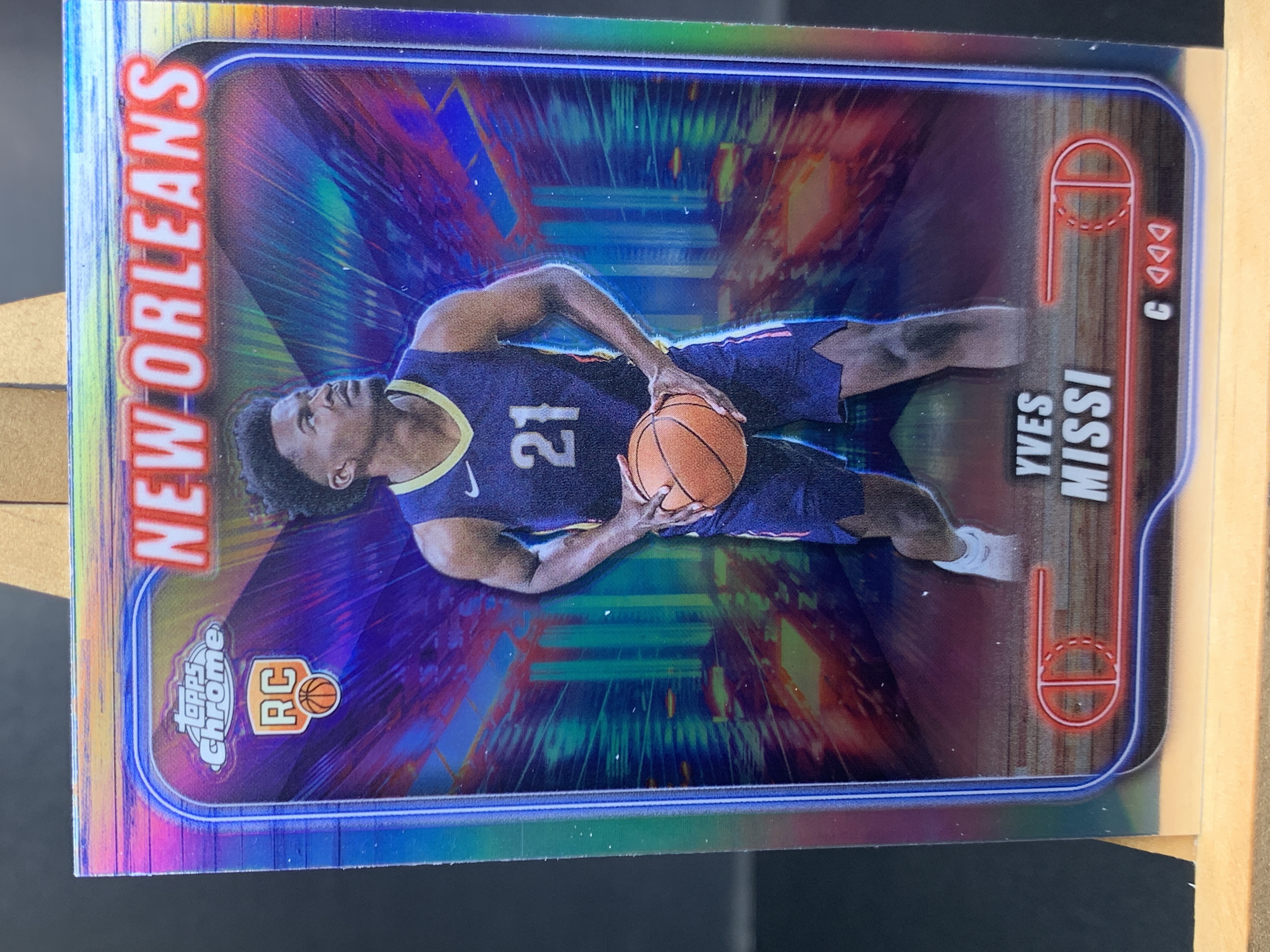 (S2) 2025 TOPPS 折射 新秀RC 伊夫 米西 近期大热球星 收藏必备 卡品如图!!!