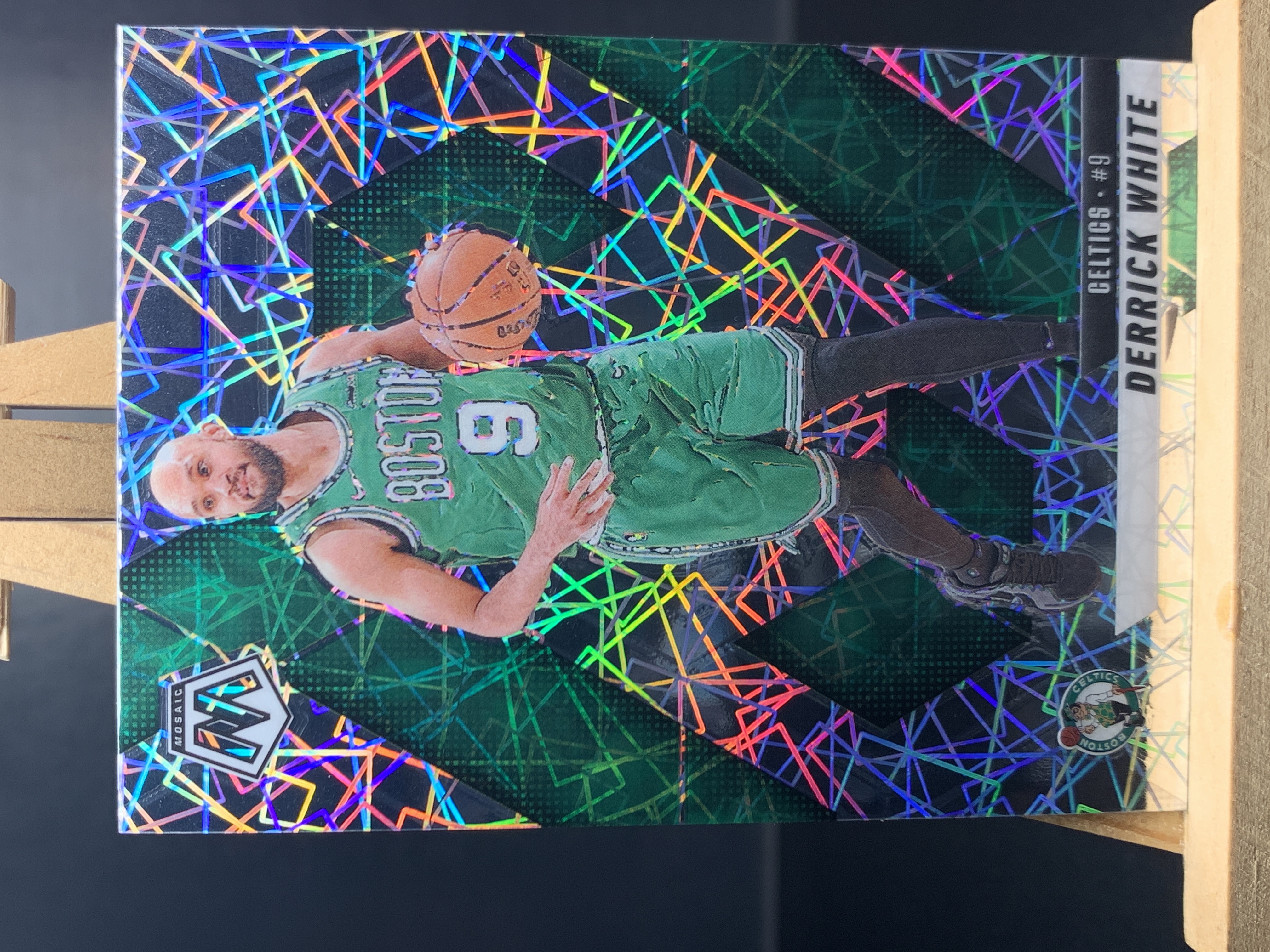 (A4) 2024-25 PANINI 马赛克系列 折射 德里克 怀特 凯尔特人 实卡好看 收藏凑套必备 卡品如图 !!!