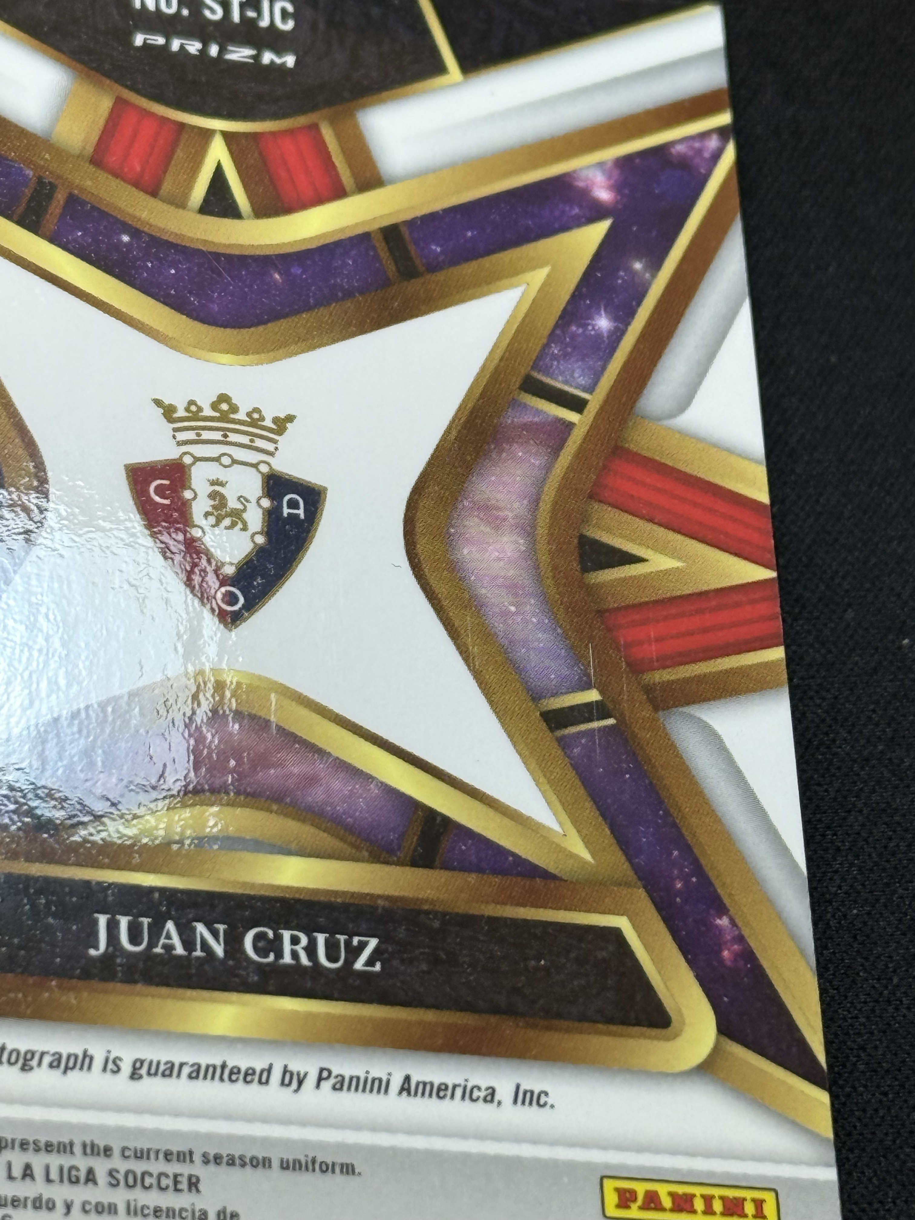 2025-26 Panini Select Juan Cruz 【小贝代拍】西甲 Se 胡安 克鲁斯 奥萨苏纳 红波纹折 签字 瑕疵如图 拍前看描述 H MFC