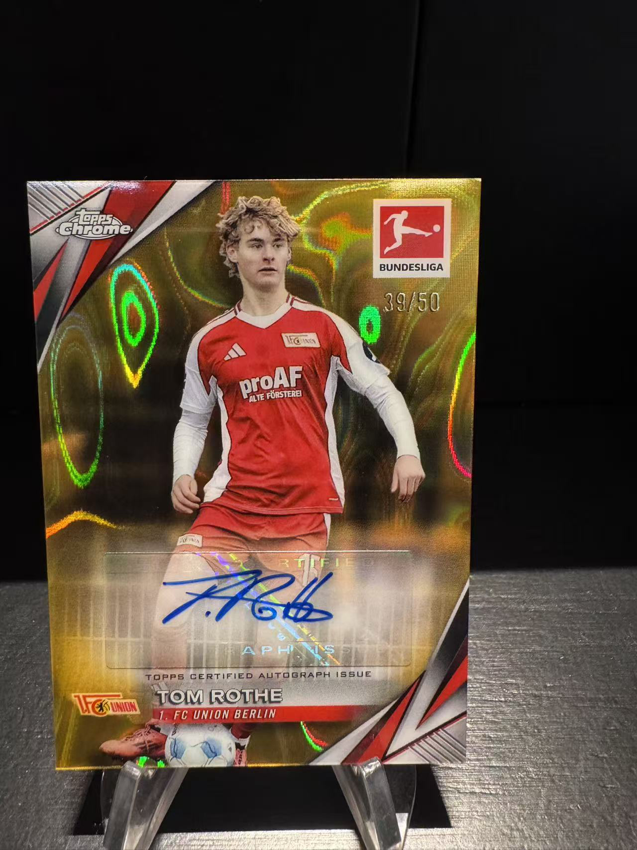 龖2024-25 Topps Chrome Tom Rothe 德甲 柏林联合 汤姆 罗特 签字 金熔岩折射 39/50编 卡品如图 MJ002M