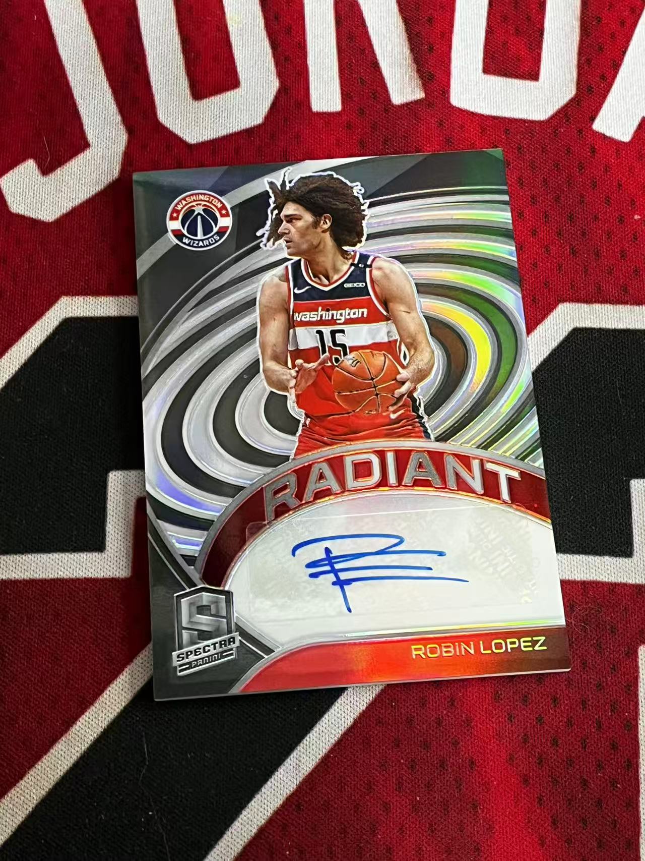 【接寄拍】2020-21 PANINI SPECTRA 光谱系列 奇才 小洛 罗宾洛佩兹 99编 签字卡 RADIANT签 银折 折射 专收凑套必备【烂臭嘴拍卖】