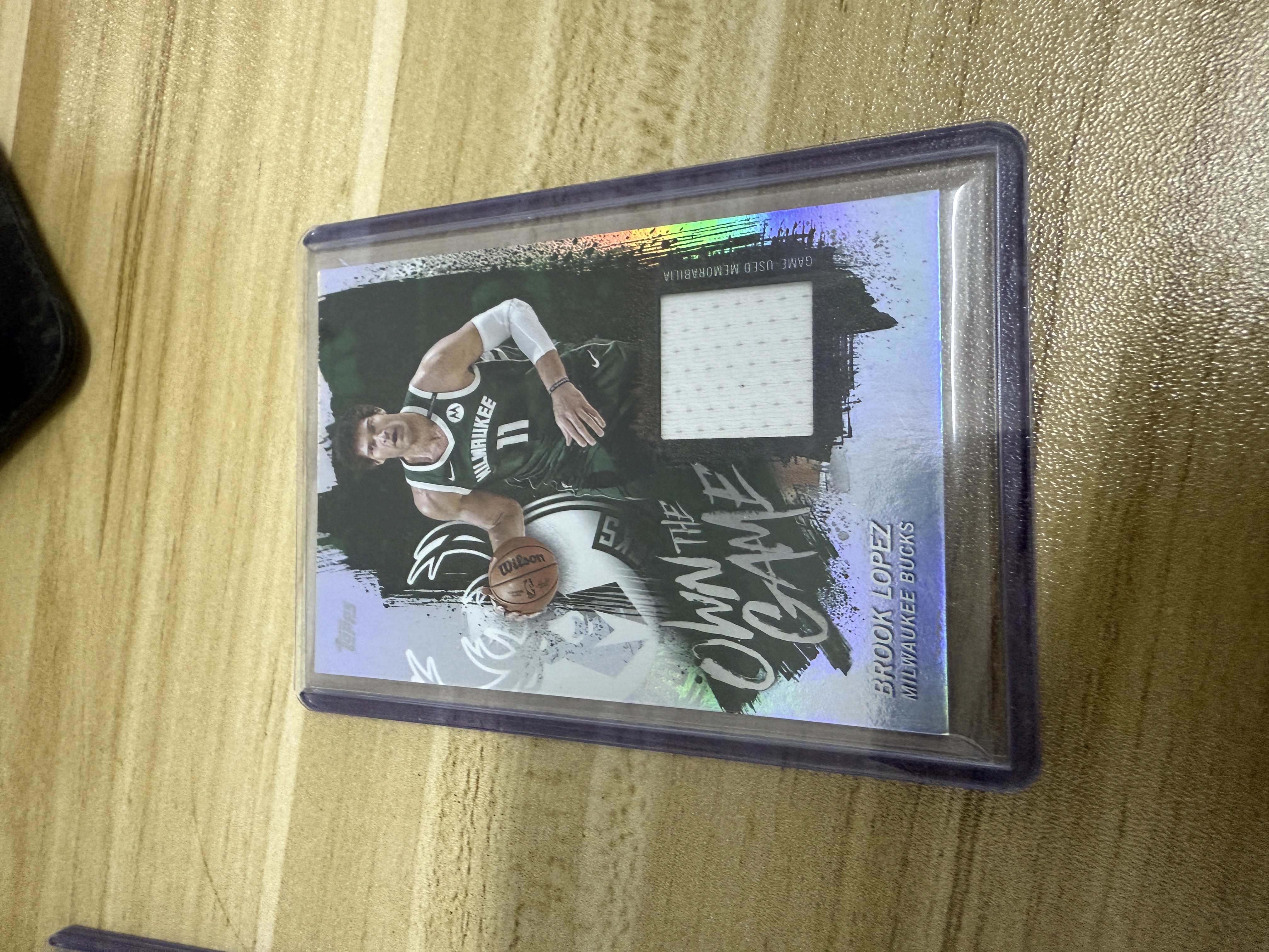 2025 Topps topps Brook Lopez 布鲁克 洛佩斯 洛佩兹 大洛 球衣物料实物 银折 彩虹套必备 雄鹿 只发默认请看描述【KK】