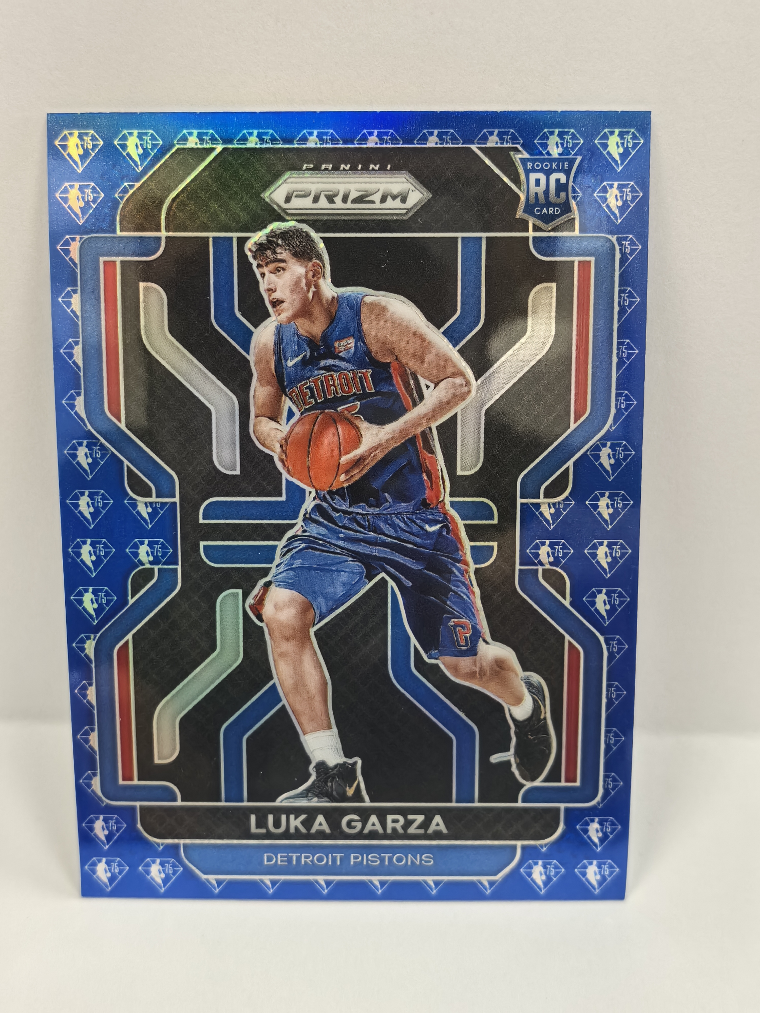 2021-22 Panini Prizm Luka Garza 活塞 加尔扎 钻石折 rc 新秀 卡品如图