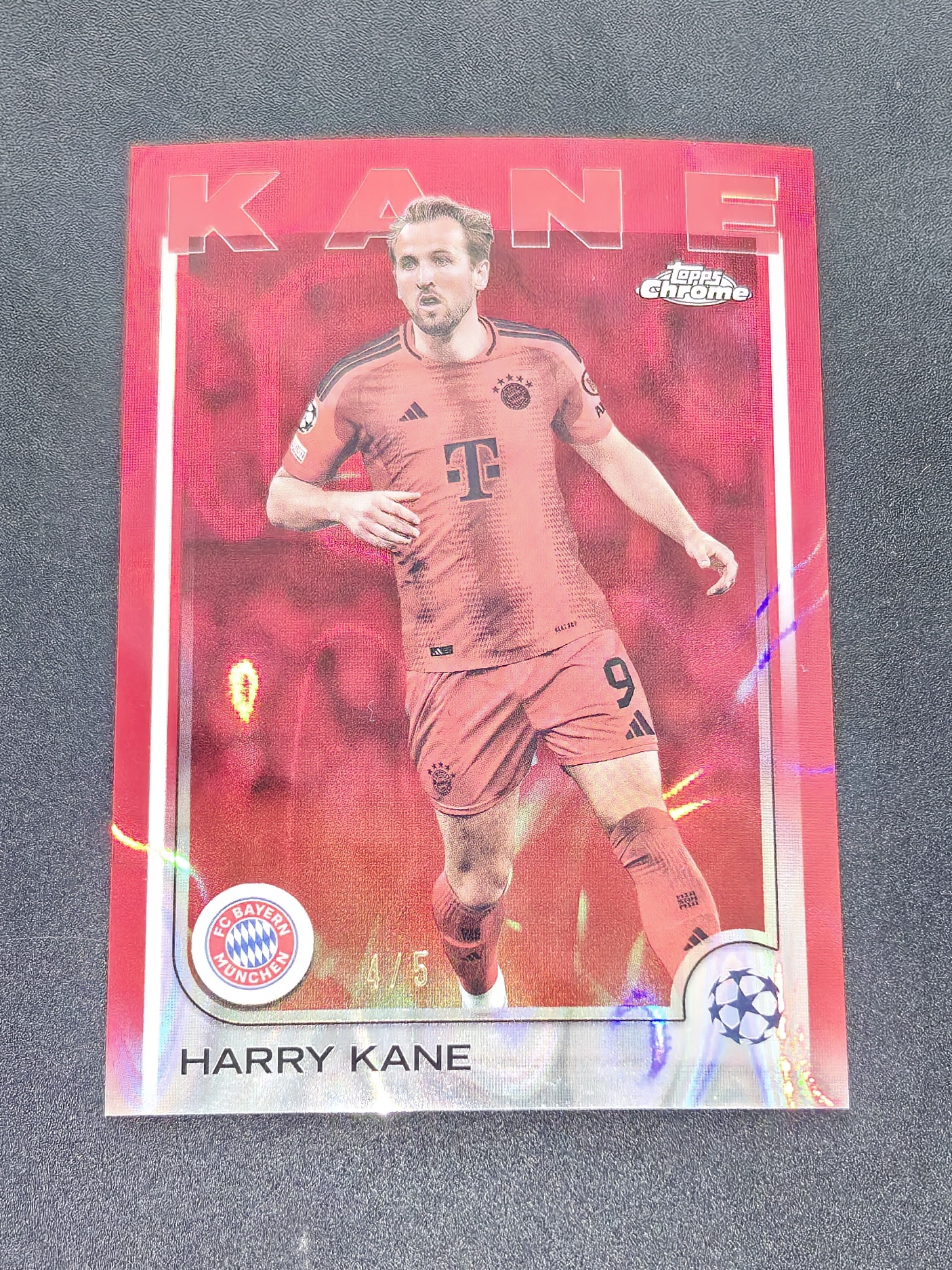 2025 Topps Chrome Harry Kane 【麦考拍卖】m 哈里凯恩 欧冠tc 拜仁慕尼黑 FC bayern munchen 红熔岩折射 超低编限量/5编 微瑕如图