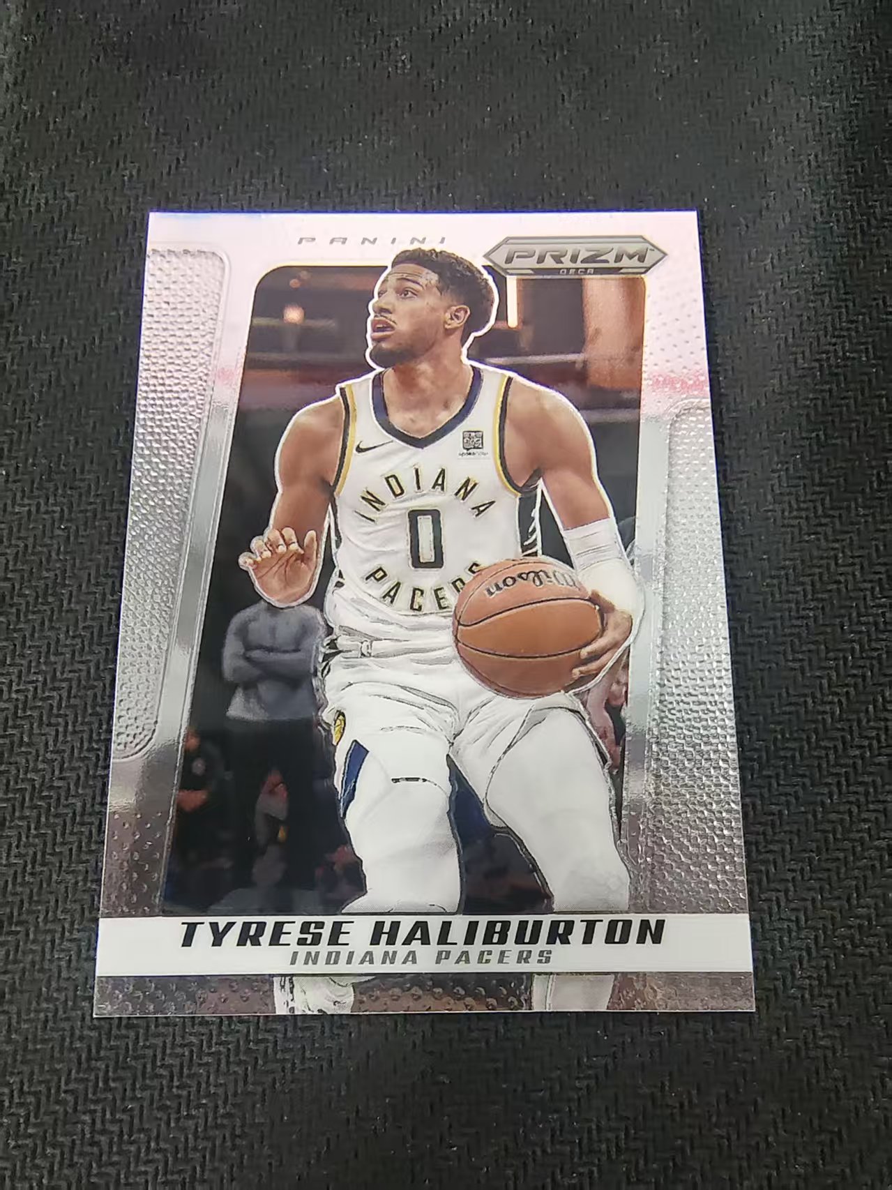 【可合并,不累计】2024-25 Panini Prizm Tyrese Haliburton DECA 泰瑞斯 哈利伯顿 步行者 元年复刻 PZ 划痕 边角瑕疵 #18