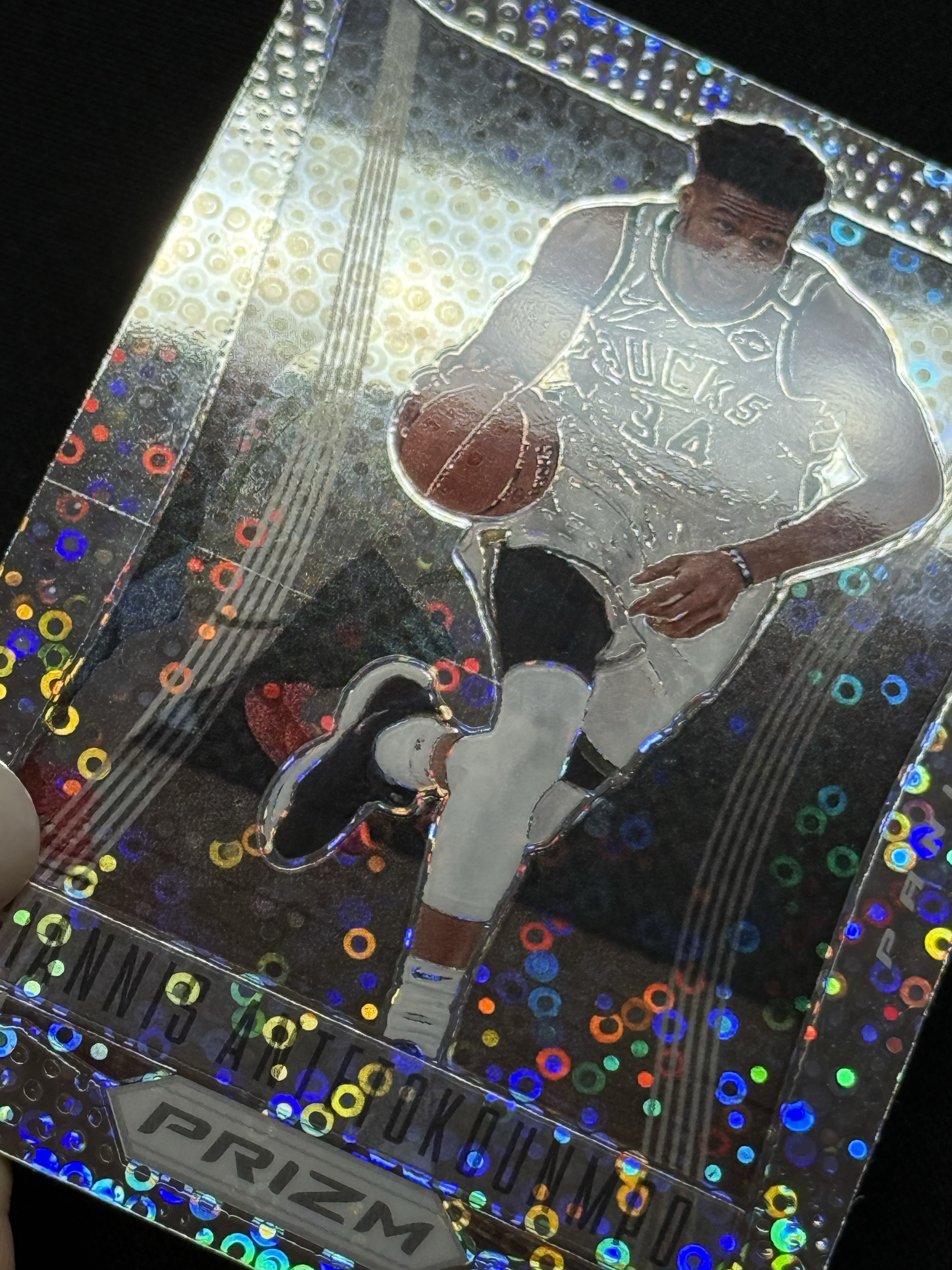 2020-21 Panini Prizm Giannis Antetokounmpo 【小贝代拍】Pz 雄鹿 字母哥 复古特卡 银泡泡折 瑕疵如图 拍前看描述 H WAITAK