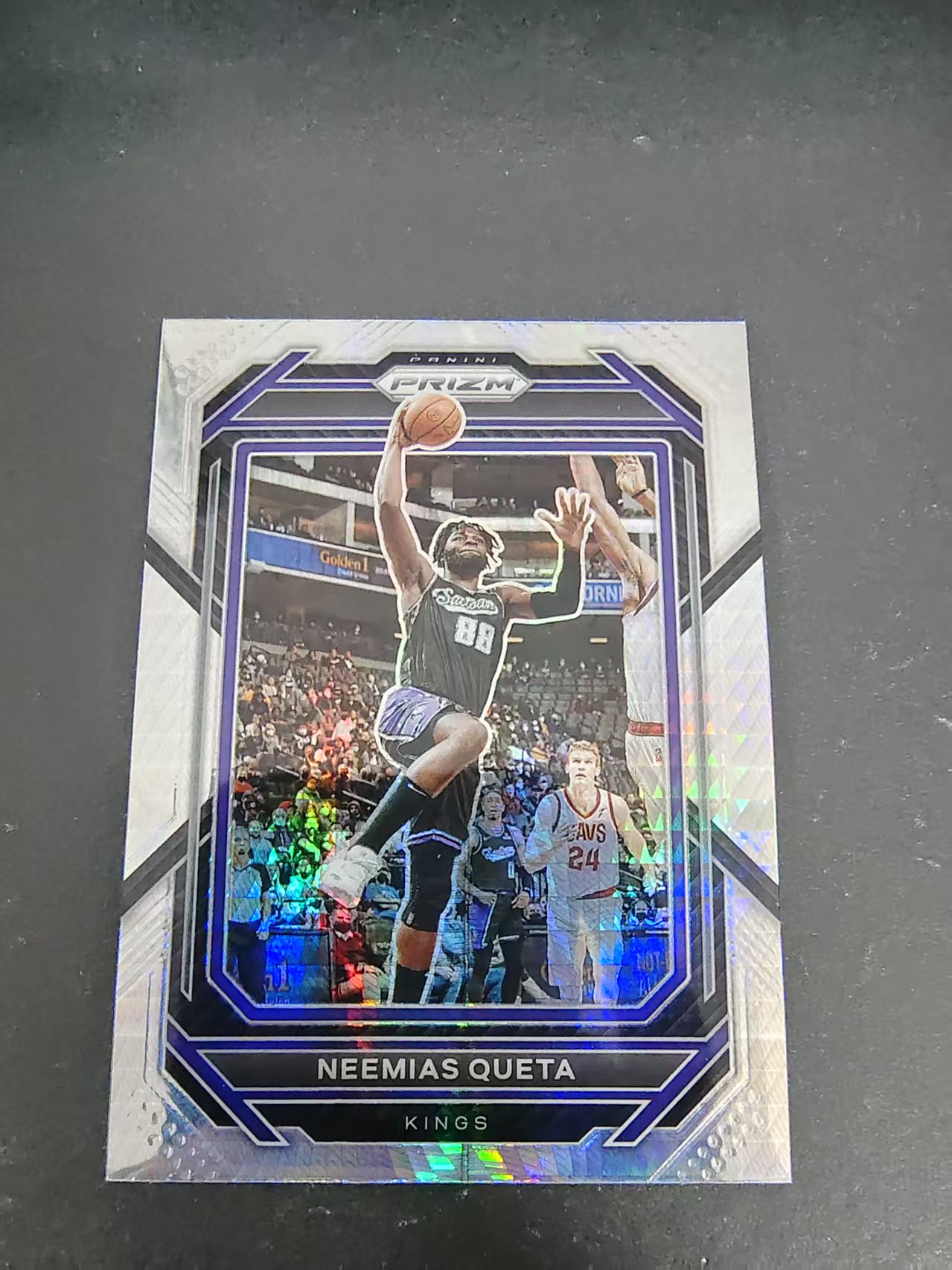 【可合并,不累计】2022-23 Panini Prizm Neemias Queta 内米亚斯 凯塔 国王 PZ Hyper折 划痕 边角瑕疵 #121