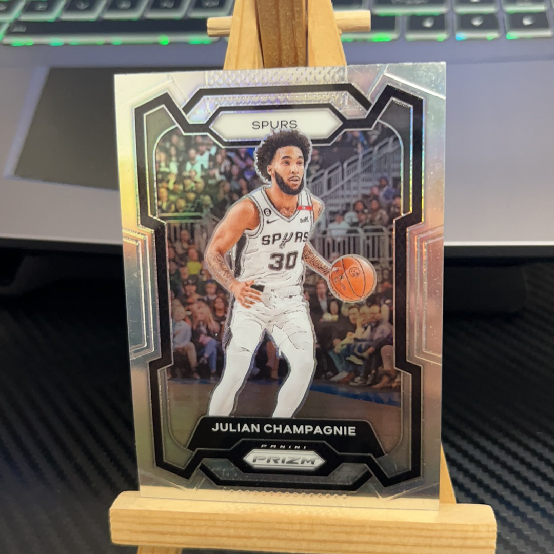 2023-24 Panini Prizm Julian Champagnie 朱利安 尚帕尼 马刺 银折 折射 prizm系列 pz 卡品如图 凑图必备 值得收藏!免费代卖!
