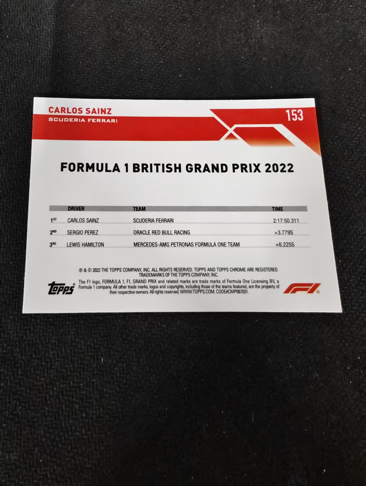 2023 Topps Chrome F1 Carlos Sainz 卡洛斯 赛恩斯 法拉利车队 划痕 边角瑕疵 #153