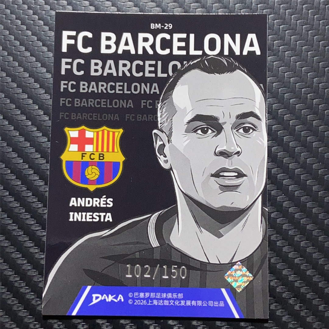 【小牛代拍】2026 巴萨队盒 DAKA daka 达咖 Andres Iniesta 伊涅斯塔 小白 巨星漫像 硬卡 橙折 102/150编 卡品如图(男)