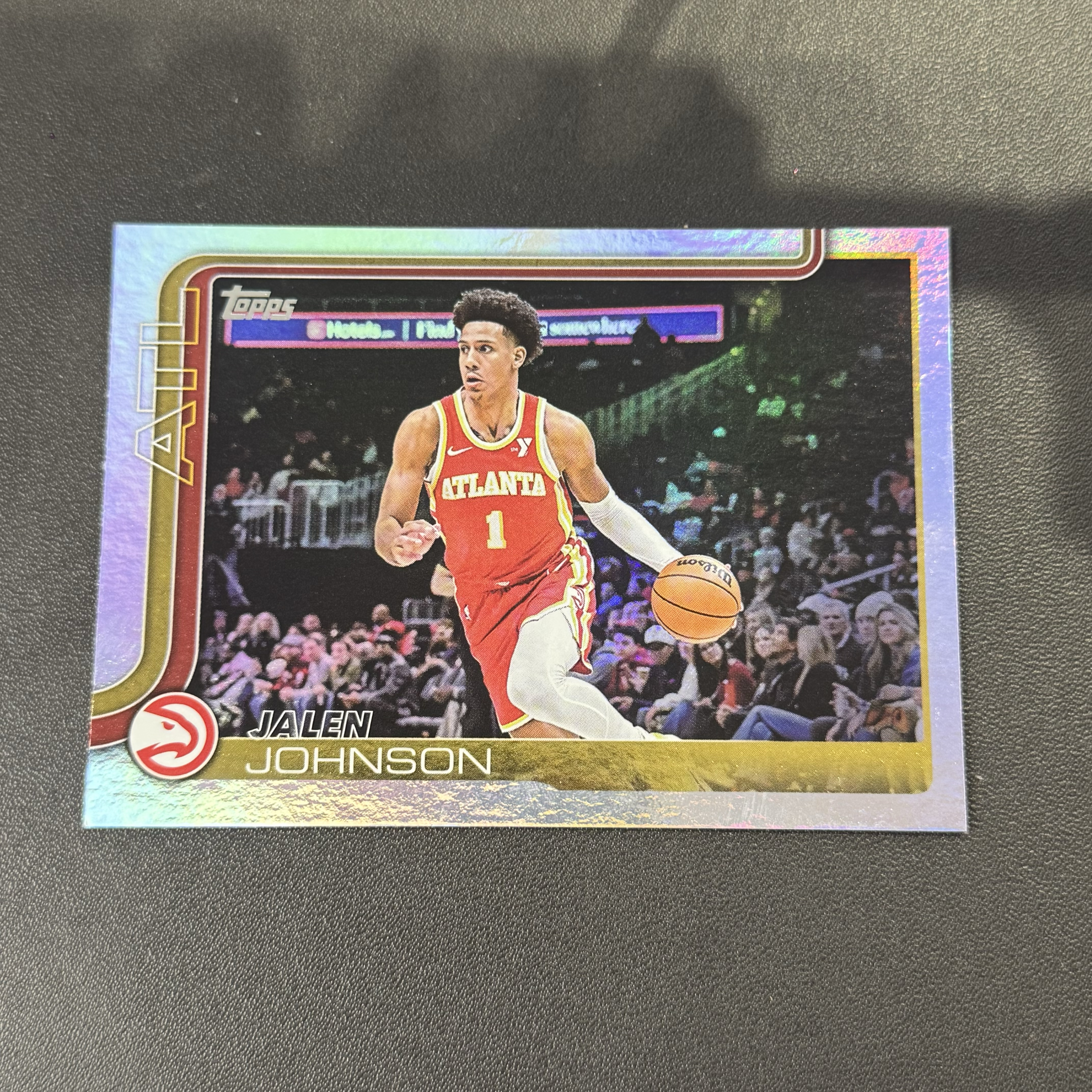 2025-26 Topps flagship Jalen Johnson 【猴猴旺卡】老鹰 杰伦 约翰逊 银折 横版 #65 卡品如图 接代拍 12a 【WXZ】