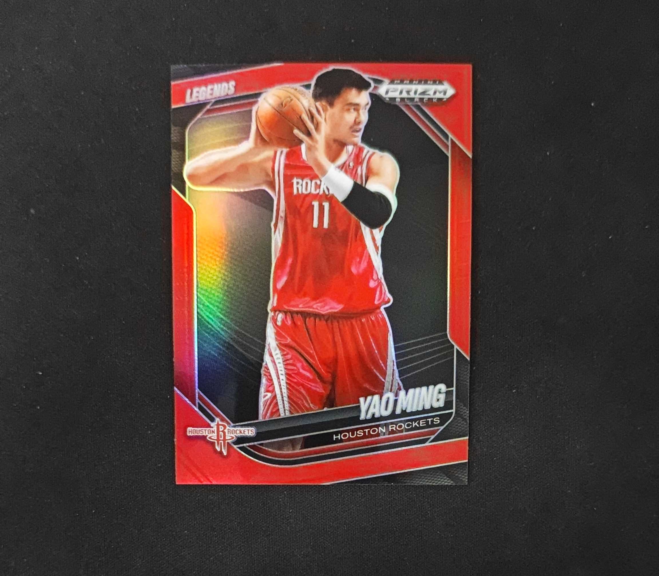 2024-25 Panini PRIZM BLACK Yao Ming 【SC拍卖】pz 火箭 姚明 299编 红折 瑕疵如图收藏必备(骆泽凯托)