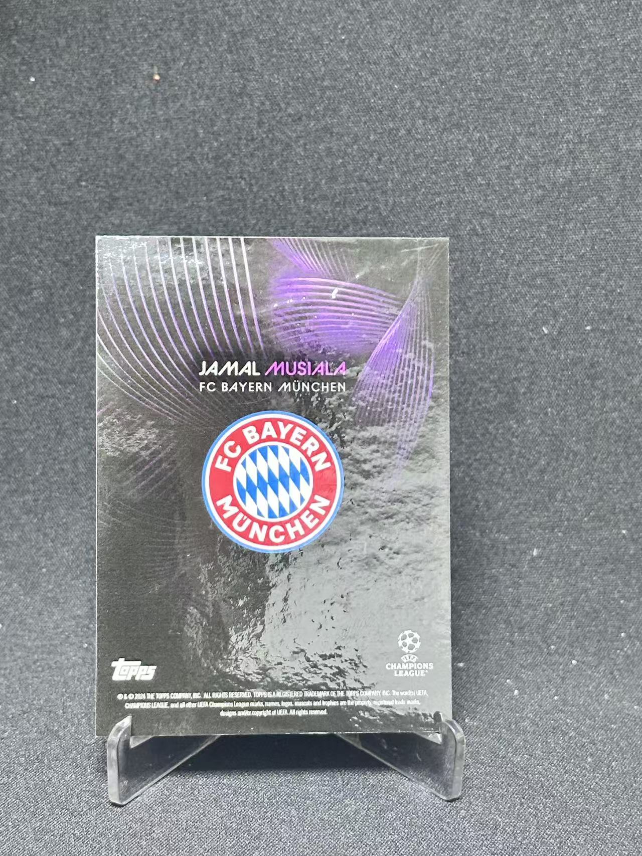 2024 Topps UEFA Champions League Jamal Musiala 【哆哆卡社】贾马尔·穆西亚拉 25编 低编 紫折 拜仁欧冠 微瑕 收藏必入 卡品如图