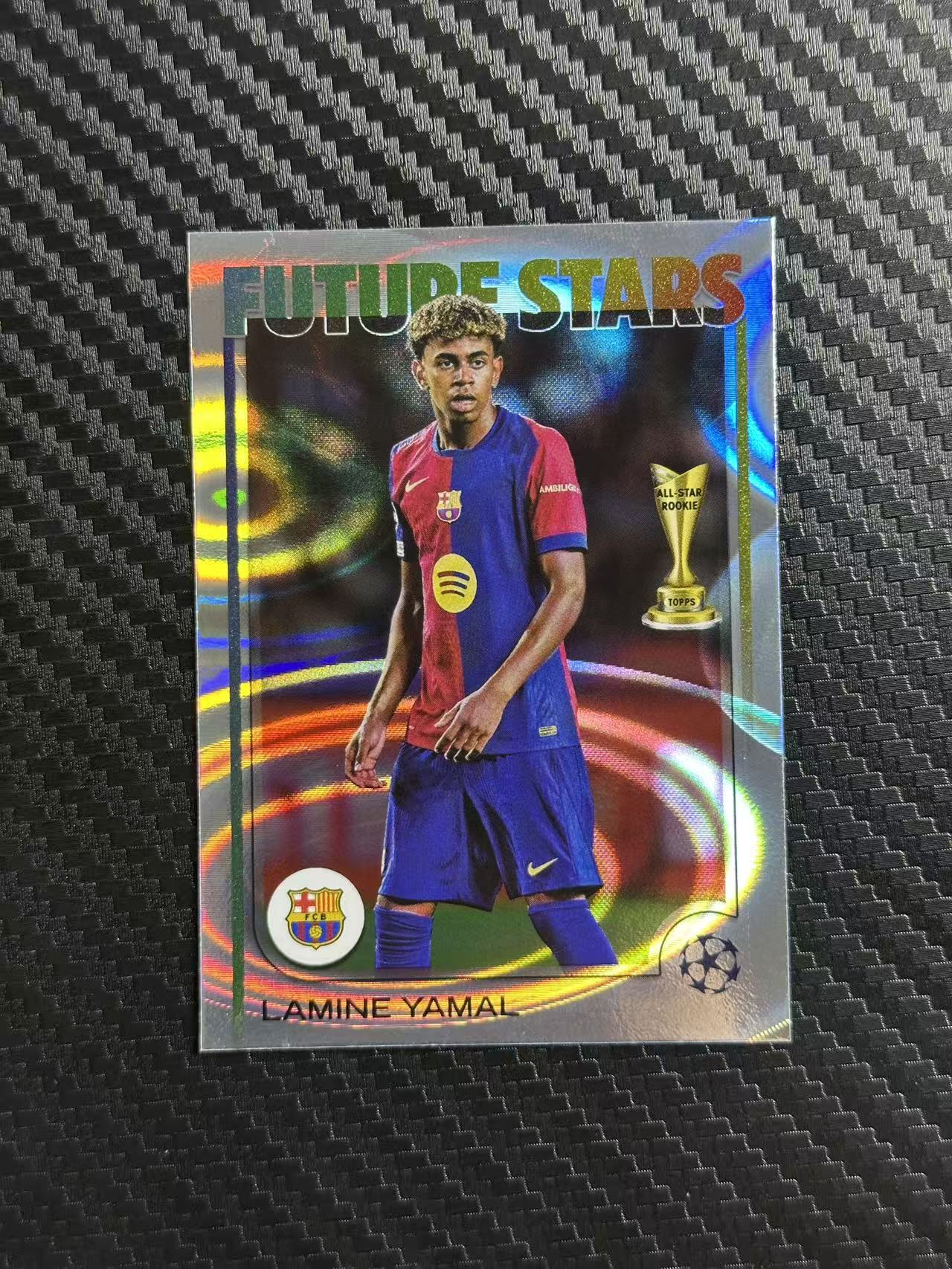 2025 Topps ucc Lamine Yamal 欧冠 巴萨 巴塞罗那 亚马尔 漩涡折 银折 未来之星 卡品如图 拍前看描述