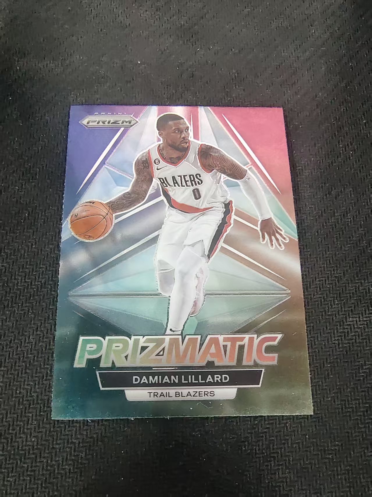 【可合并,不累计】2022-23 Panini Prizm Damian Lillard 达米安 利拉德 开拓者 棱镜特卡 PZ 划痕 边角微瑕 介意勿拍 #30