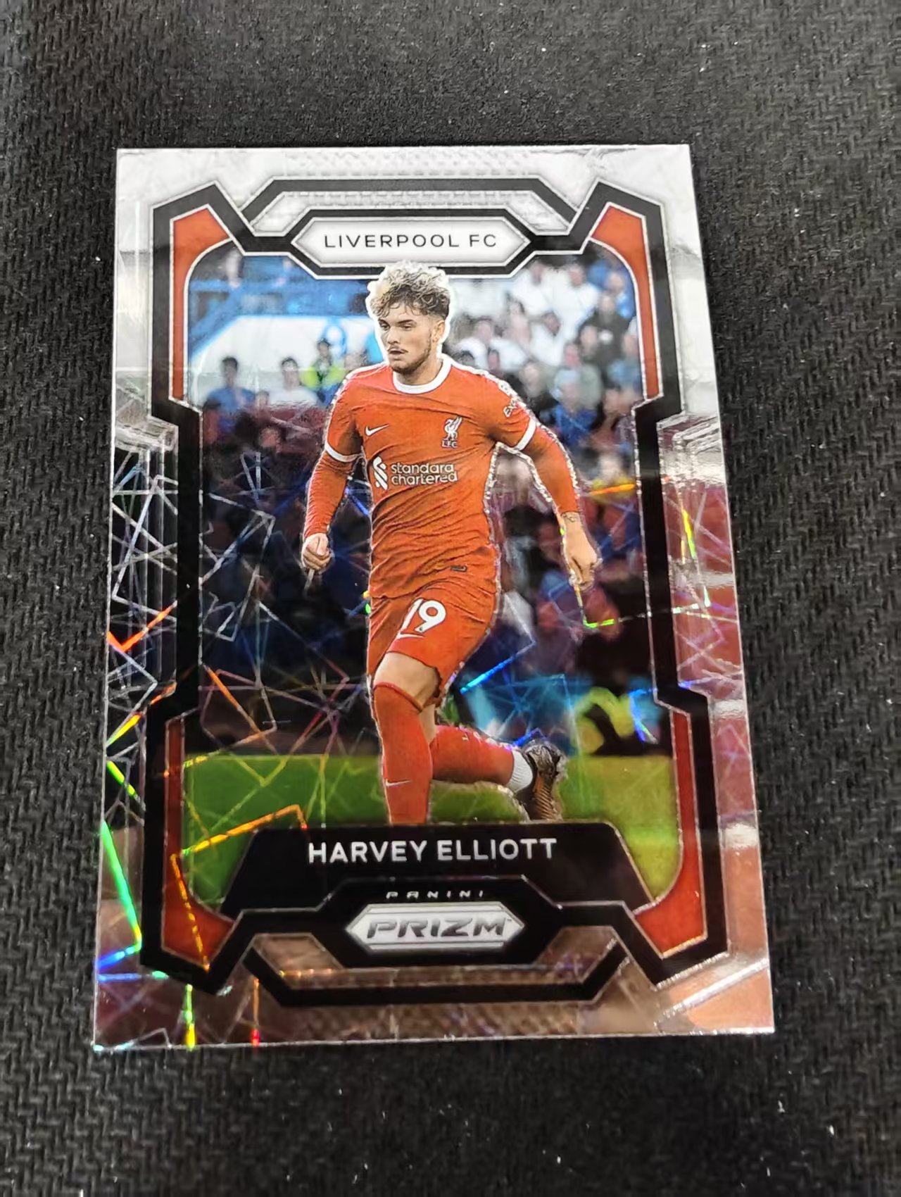 【可合并,不累计】2023-24 Panini Prizm Harvey Elliott 英超 Pz 利物浦 埃利奥特 埃里奥特 镭射折 划痕 边角瑕疵 #79