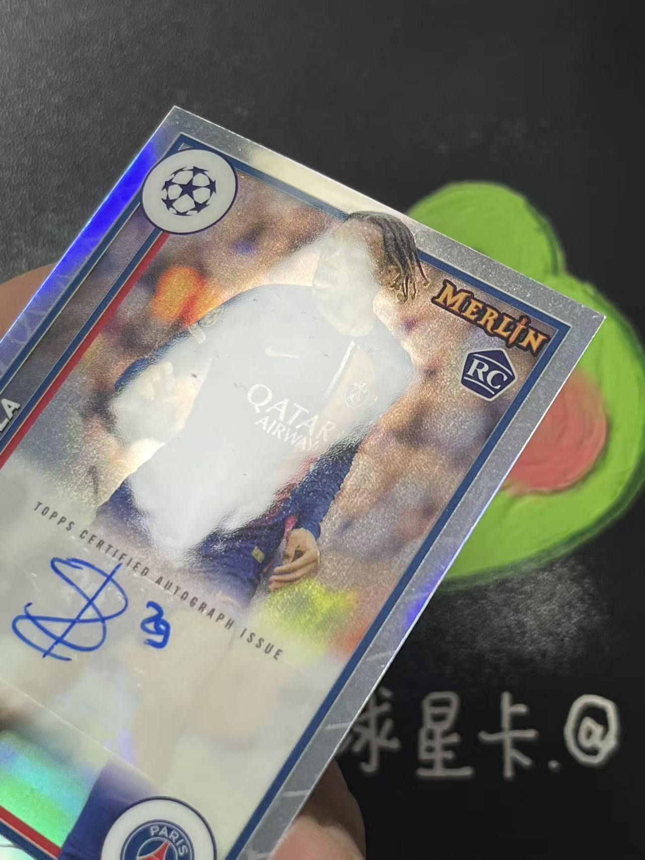 2024 Topps Merlin Bradley Barcola 欧冠 巴黎圣日耳曼 巴尔科拉 新秀 RC 银折 签字 微瑕如图【ZYP代拍】红尘