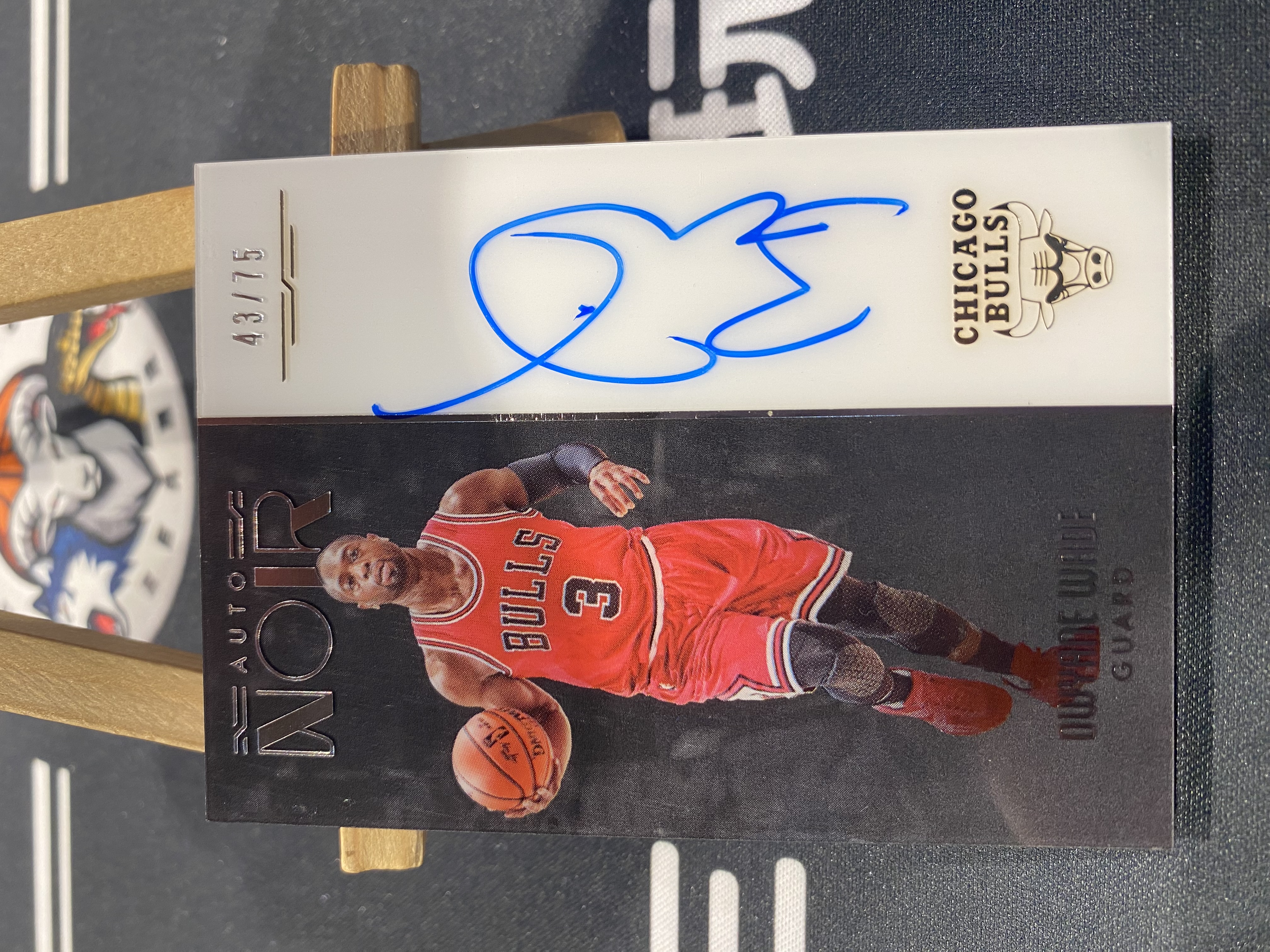 2016-17 Panini Noir Dwyane Wade 诺尔 公牛 德维恩 韦德 闪电侠 签字 卡签 75编 收藏必备 卡品如图 -老道-【乌苏代拍】