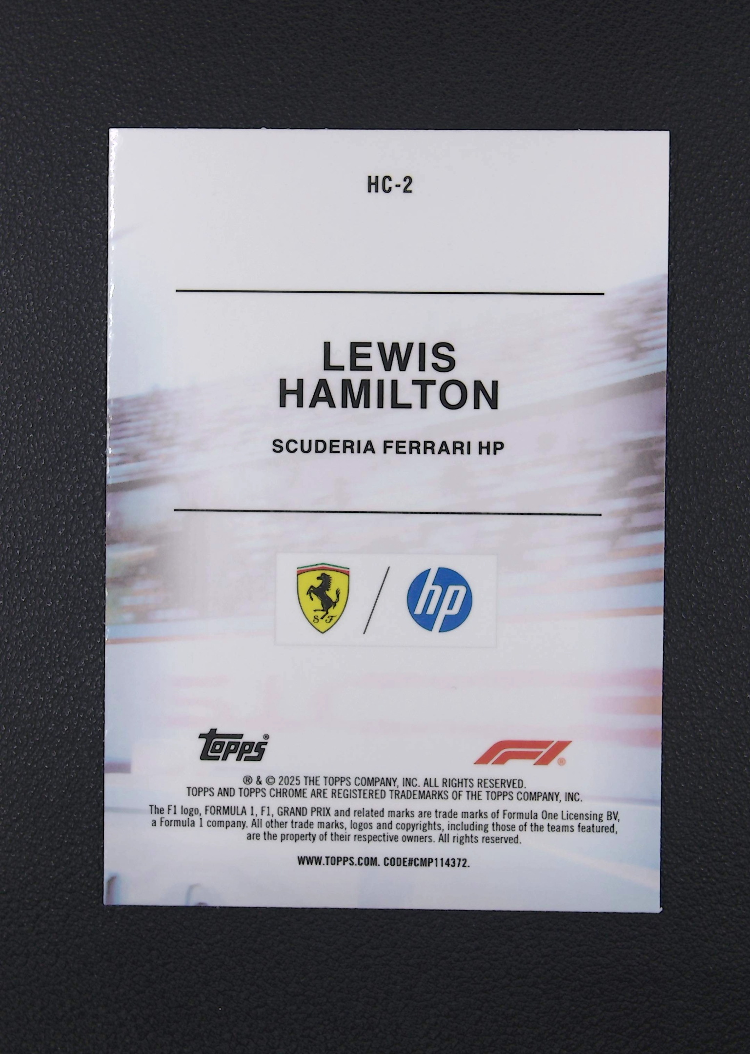 2025 Topps Chrome Lewis Hamilton 刘易斯 汉密尔顿 头盔特卡 法拉利【Big M 代拍】 AQ888