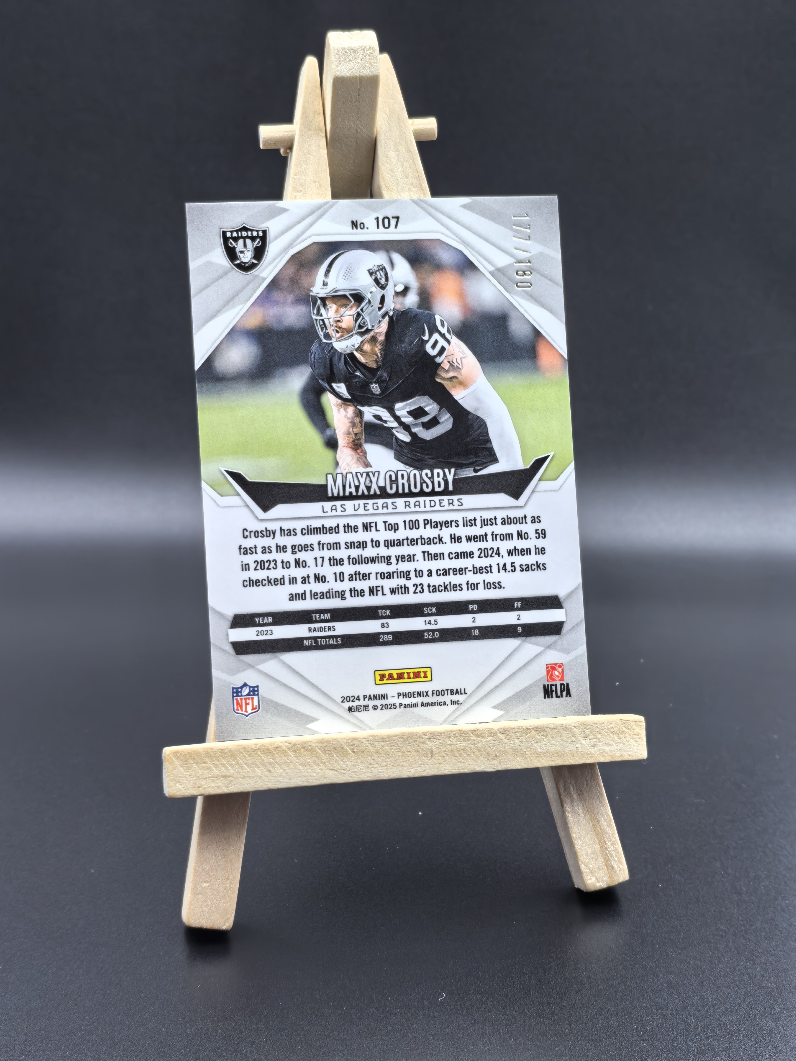 2024 Panini Phoenix Football Maxx Crosby 橄榄球 NFL 马克西 克罗斯比 突袭者 星星折 限量180编 未来可期 卡品如图(斐济杯)