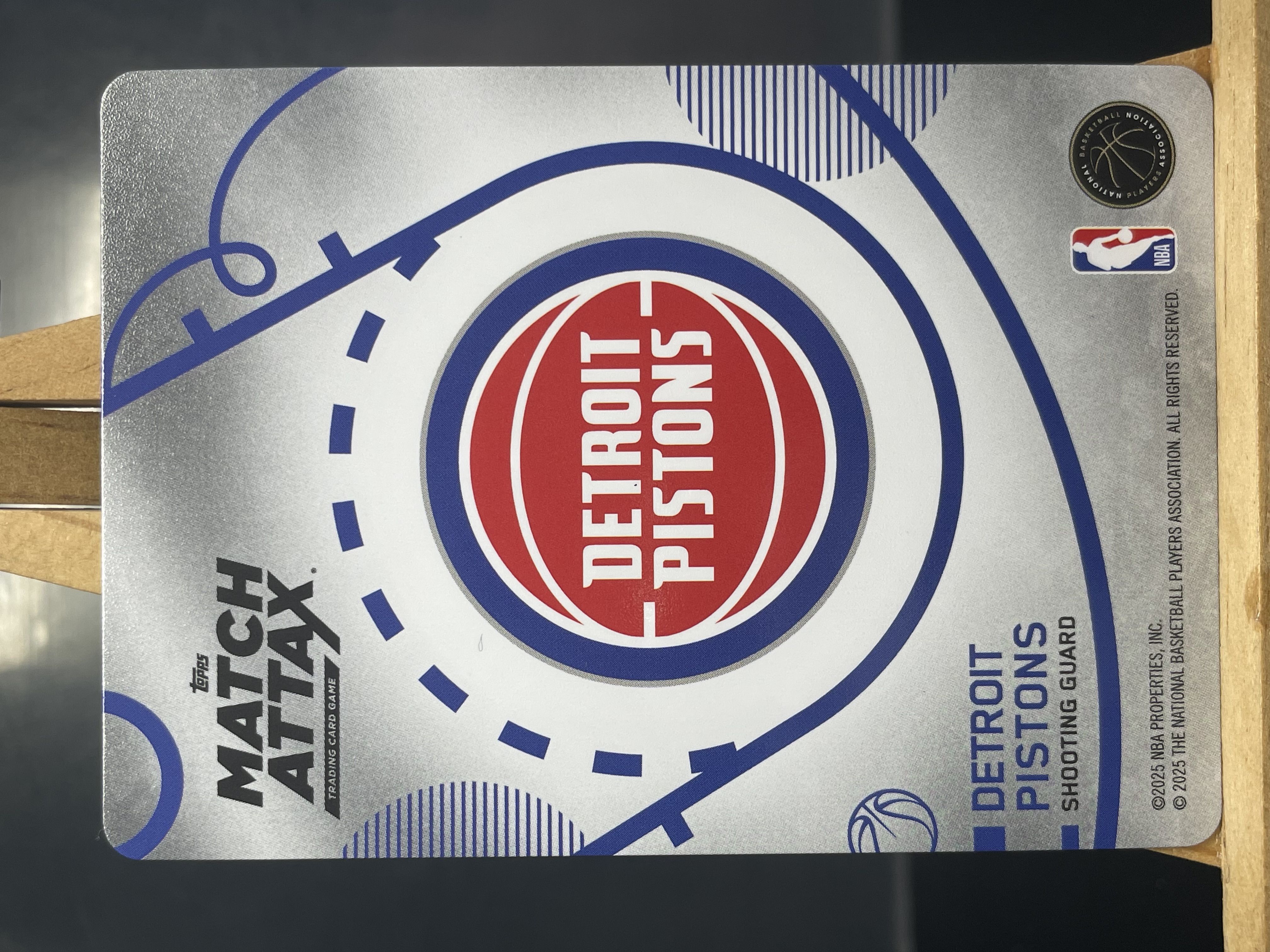 (K7) 2025 TOPPS 折射 奥萨尔 汤普森 活塞 近期大热球星 收藏必备 卡品如图 ! ! !