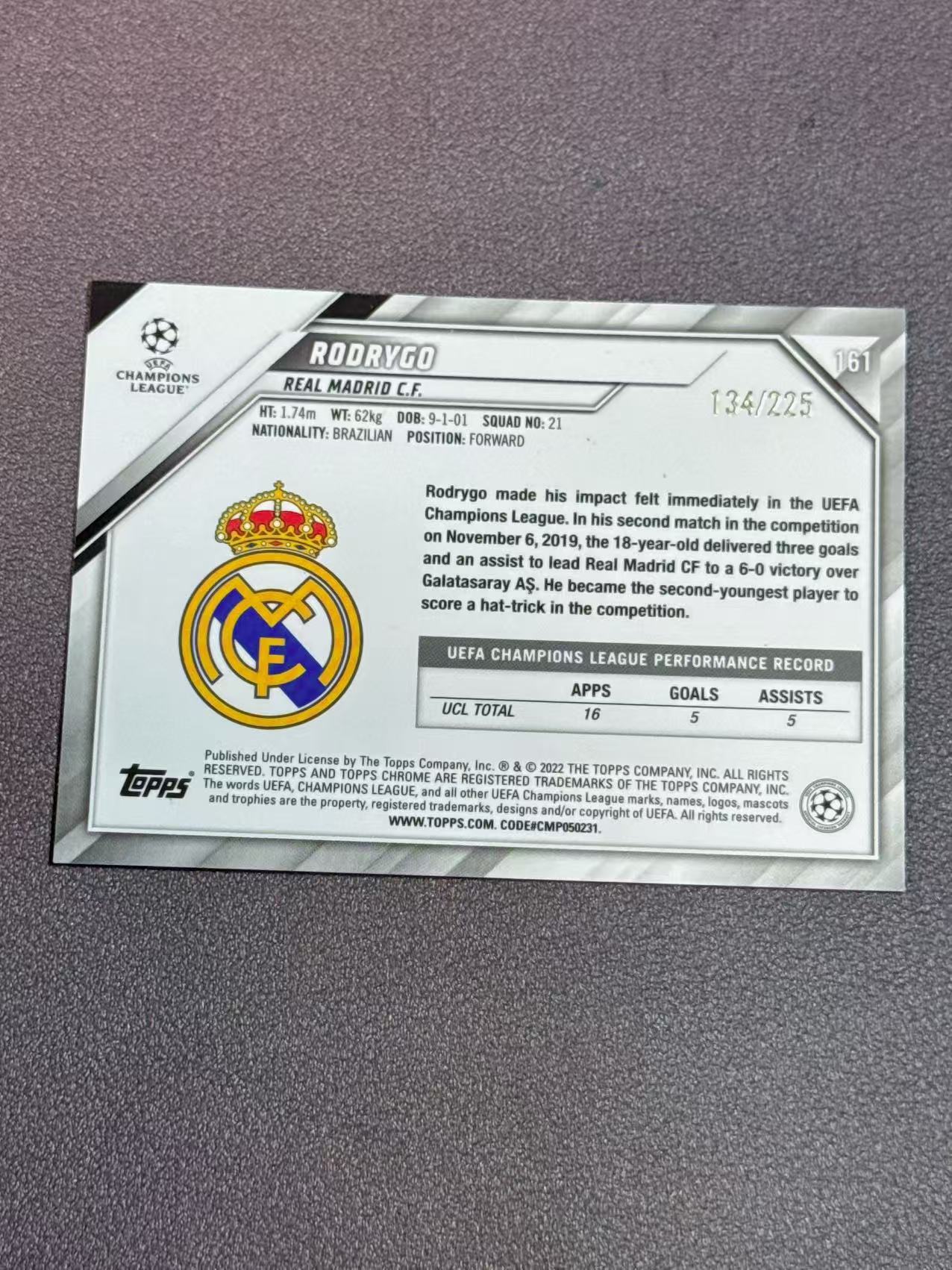 2022 Topps Chrome Rodrygo 巴西 皇马 夜光折 欧冠 折射 罗德里戈 TC 皇家马德里 225编