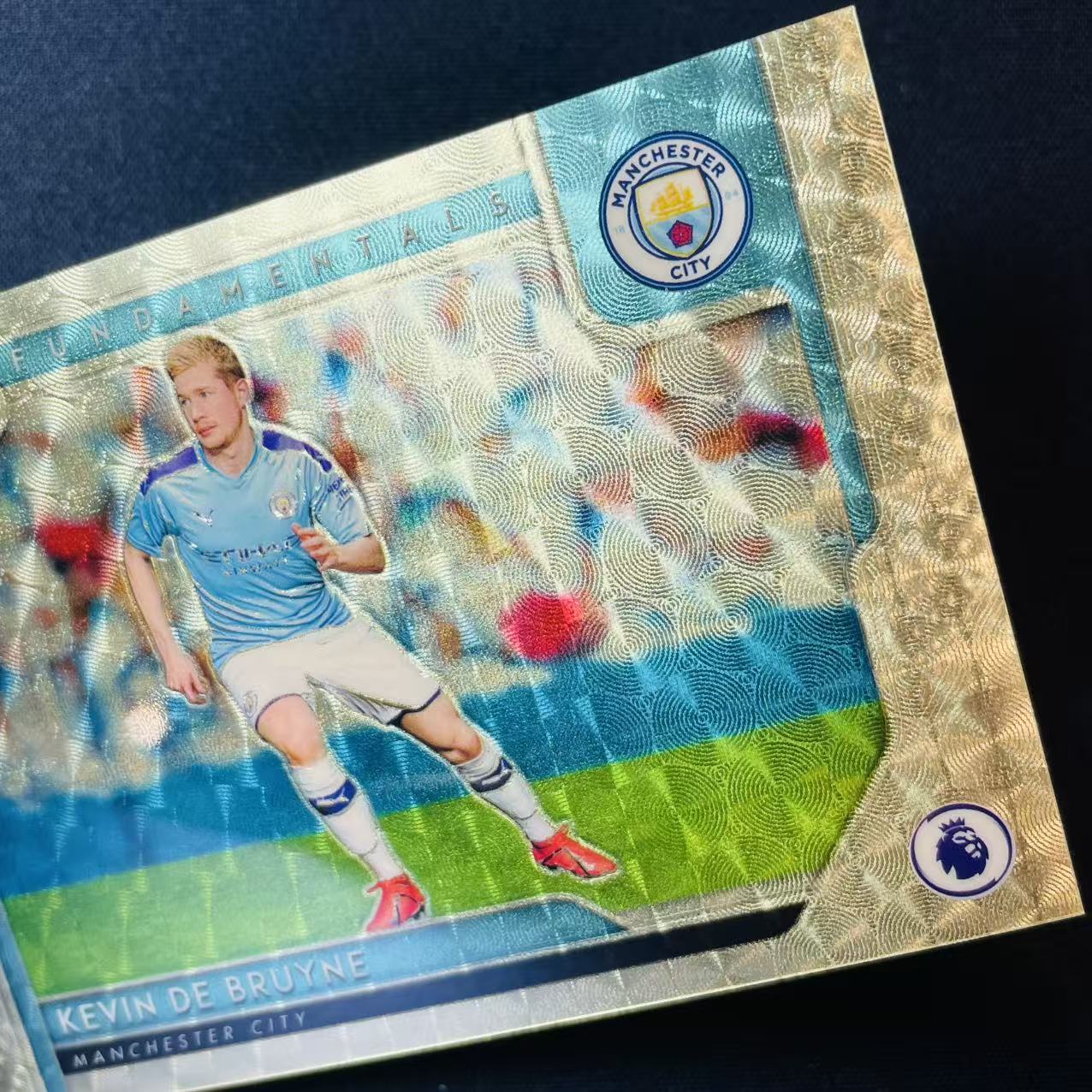 2019-20 Panini Prizm Premier League 英超pz 元年 凯文 德布劳内 De Bruyne 丁丁 3/5编 超低编 爆金折 比利时2026世界杯领军核心 曼城 传奇中场 瑕疵如图 洛北拍卖 XV总5107N