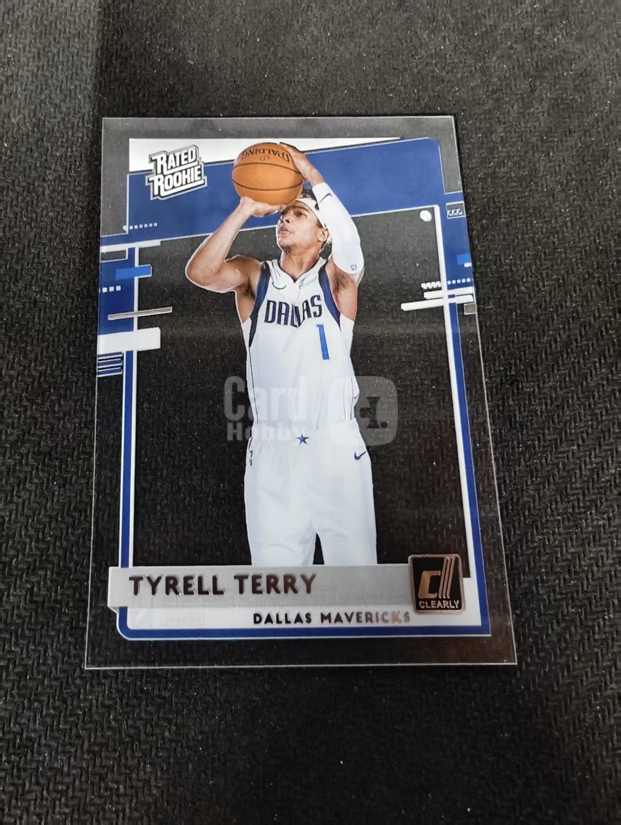 2020-21 Panini Donruss Tyrell Terry RC 杜蕾斯 独行侠 蒂雷尔 特里 RC新秀 透明 胶片 划痕 边角瑕疵 #57