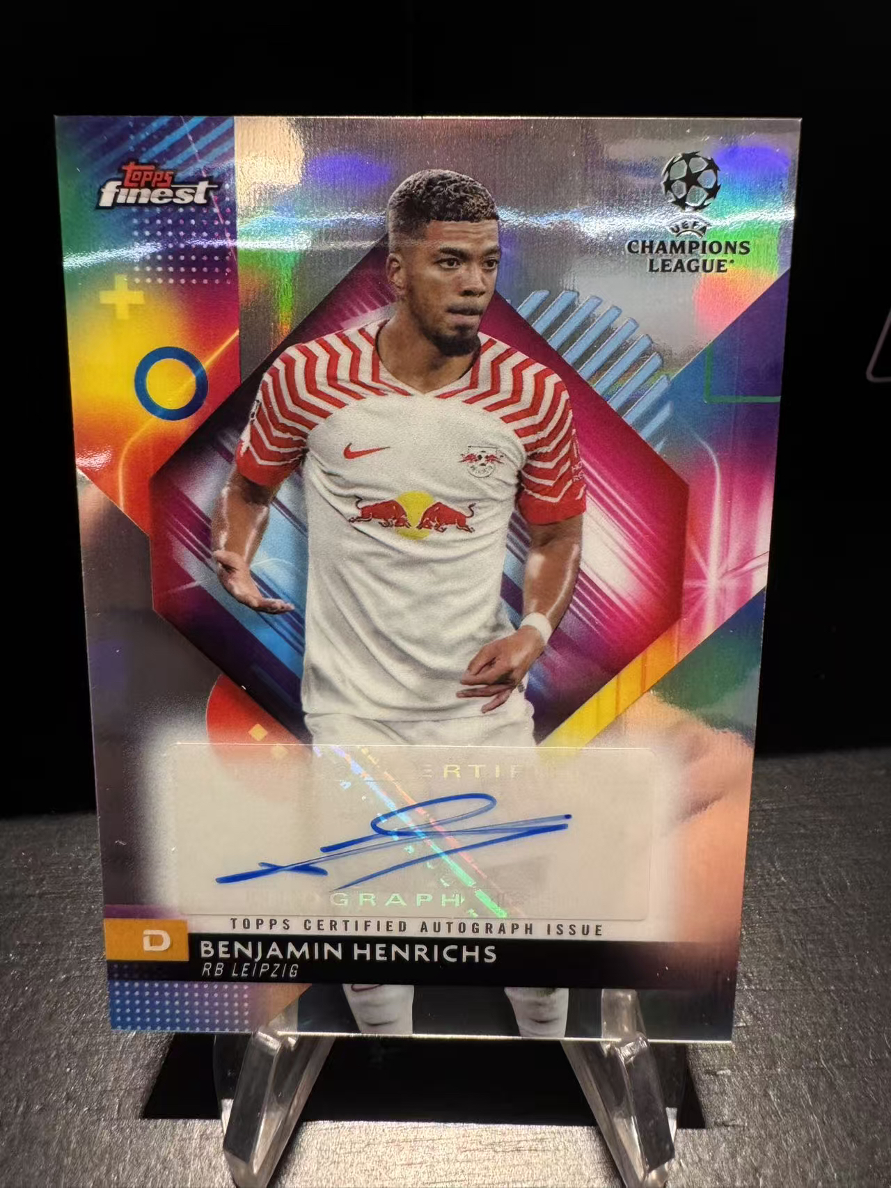 龖2023-24 Topps Finest Benjamin Henrichs 本亚明·亨里希斯 莱比锡红牛 欧冠 签字 卡品如图 MJ002L