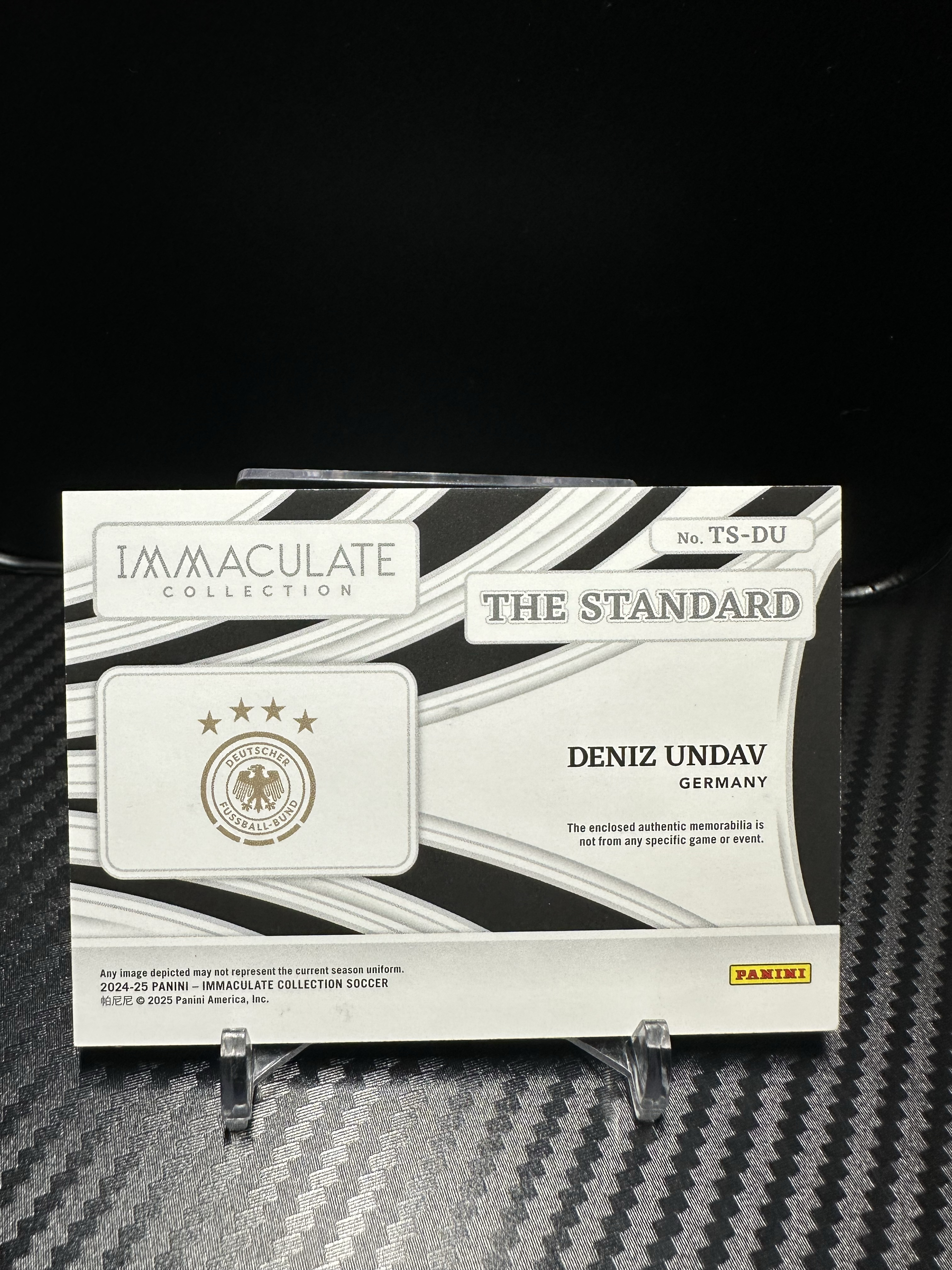 2025 Panini Immaculate Deniz Undav 昂达夫23/49编 单窗球衣Patch切割 德国国家队选图 爱咪咪高端系列 卡品如图 穆夏拉 维尔茨队友 斯图加特收藏凑套
