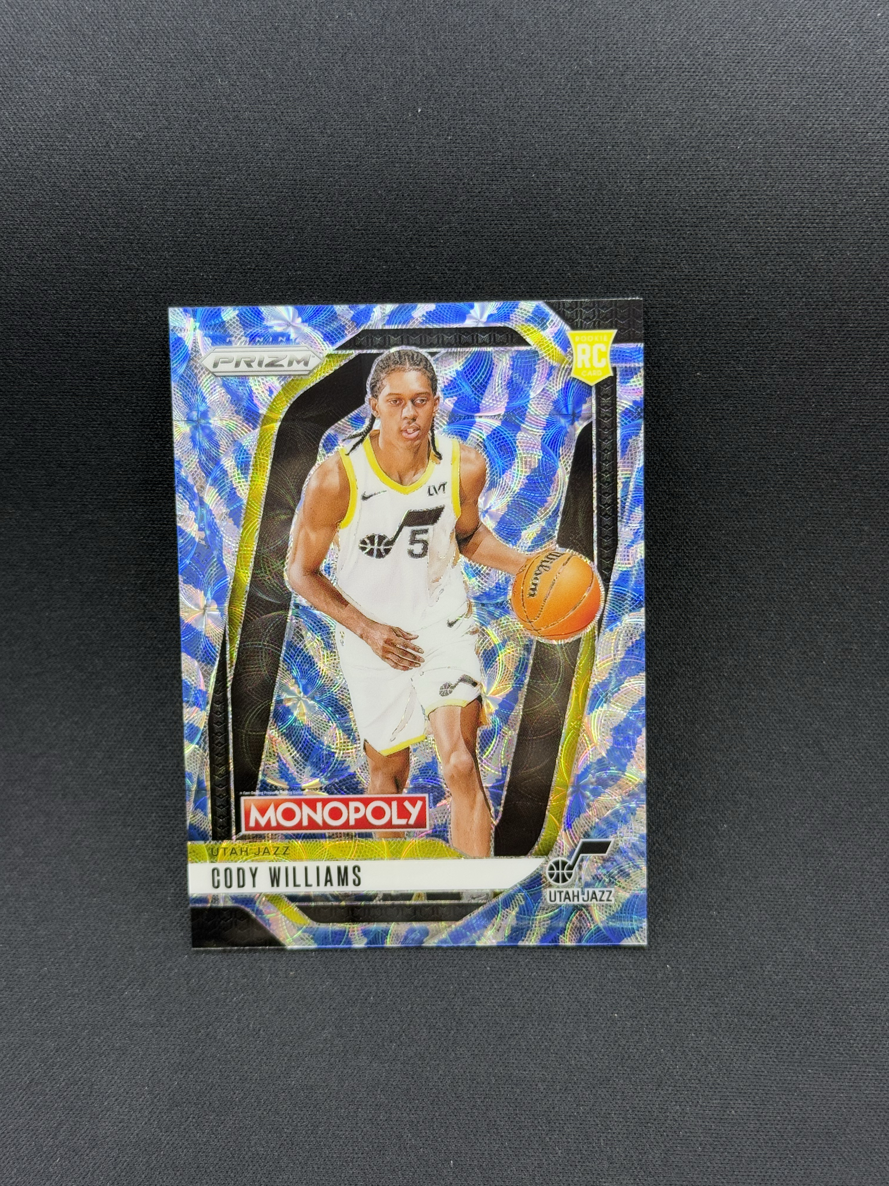 2024-25 Panini Prizm Cody Williams RC 【小贝代拍】NBA Pz 大富翁 爵士 新秀 科迪 威廉姆斯 蓝白圈圈折 卡品如图 拍前看描述 H BT