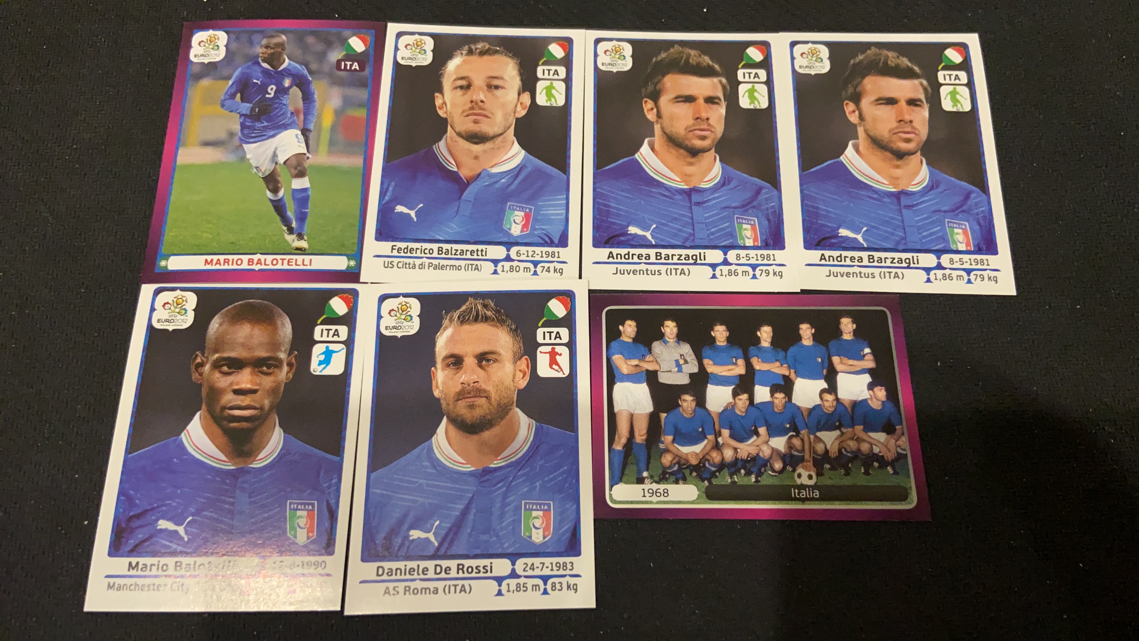 2012 Panini Euro 欧洲杯 贴纸 【不累计】 意大利 德罗西 巴洛特利 凑套