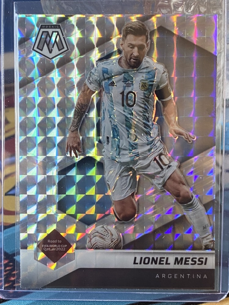 2022 Panini Mosaic Lionel Messi 世界杯马赛克 阿根廷 梅西 银马赛克折超美丽 最后一版世界杯皮 球王里奥梅西 ...