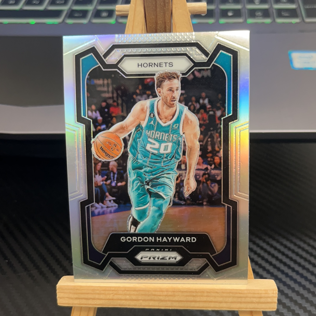 2023-24 Panini Prizm Gordon Hayward 海沃德 黄蜂 银折 折射 prizm系列 pz 卡品如图 凑图必备 值得收藏!免费代卖!