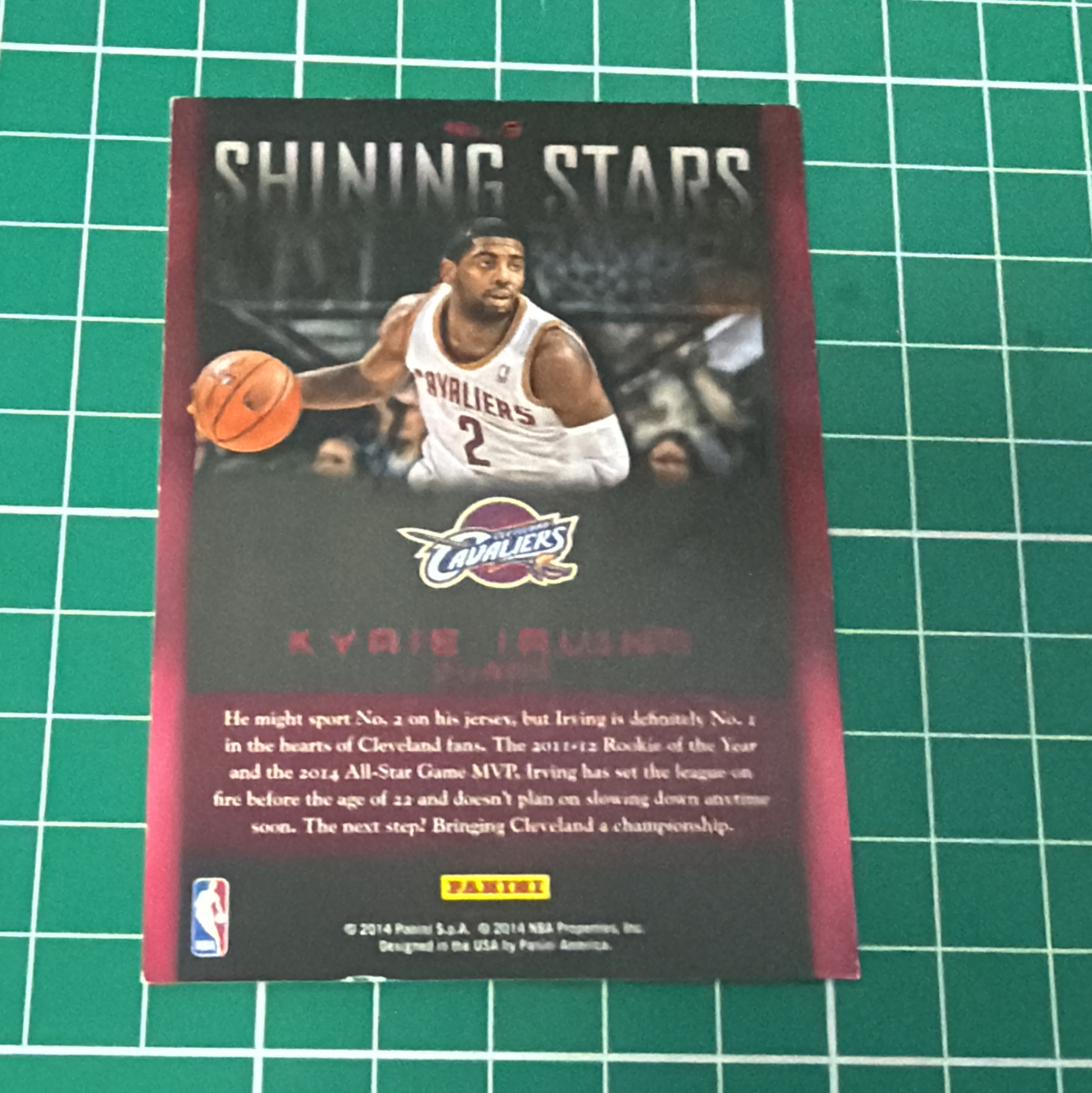 2014-15 Panini Americana Kyrie Irving S.p.a. 凯里欧文 闪卡 聚光灯特卡 KI2 shining stars 骑士队 十年老卡 绝版卡 稀有大比例 背瑕如图