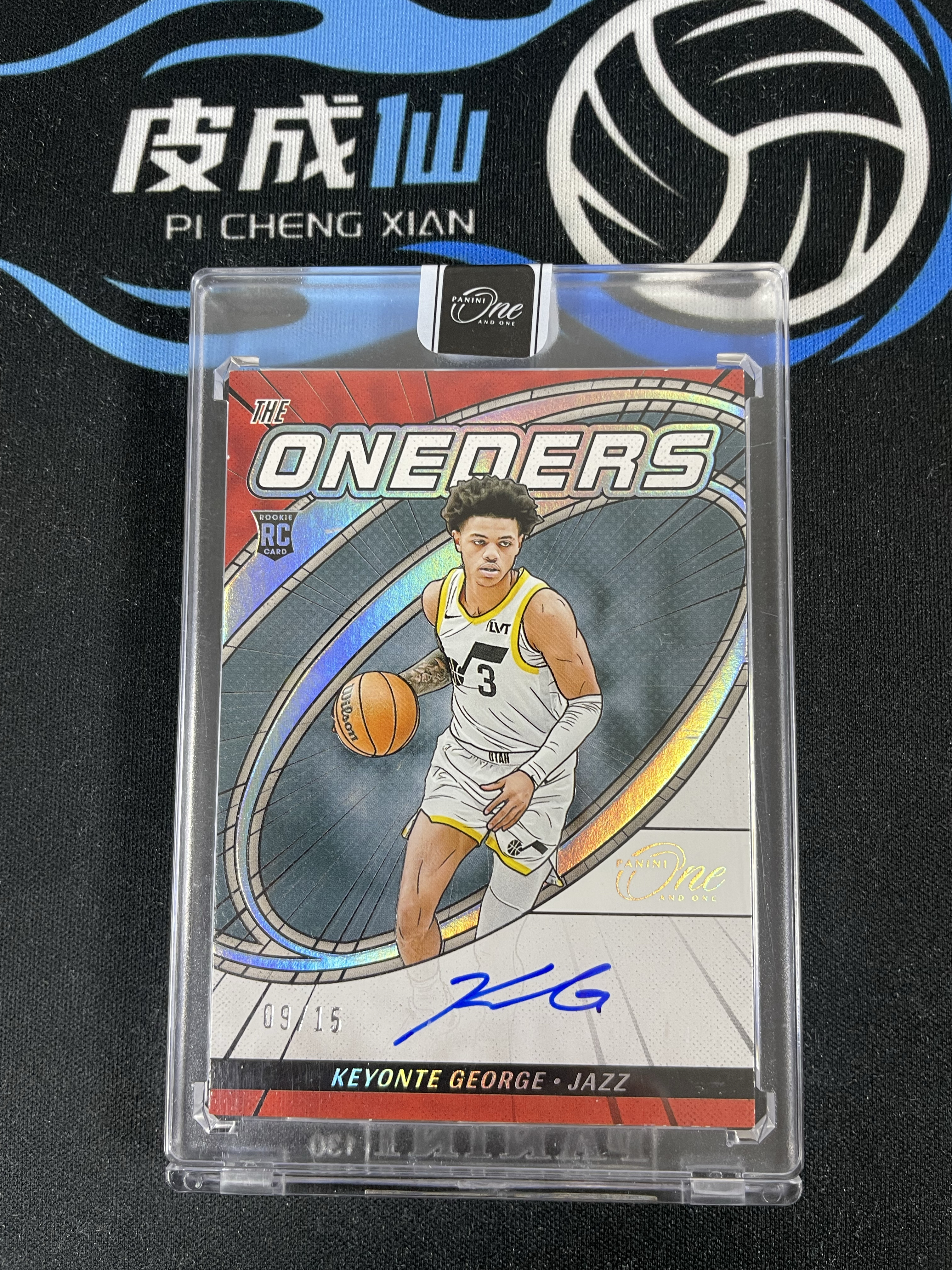 【皮成仙拍卖】PANINI 2023-24 ONE AND ONE 爵士 KEYONTE GEORGE 基昂特乔治 新秀 RC 白金闪 漫画签 签字 卡签 15编【只发顺丰】kenh28