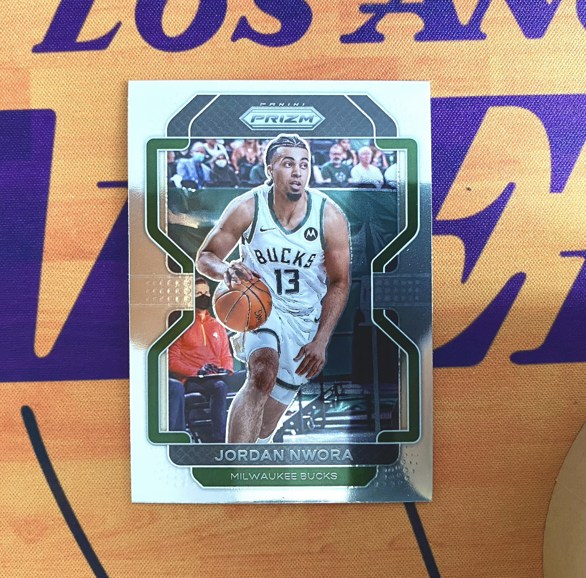2023-24 Panini Prizm Jordan Nwora 乔丹 恩沃拉 雄鹿 热门球员 凑套 卡片精美 专收必备 卡品如图 收藏佳品 有问题拍前私聊 拍后询问默认不处理