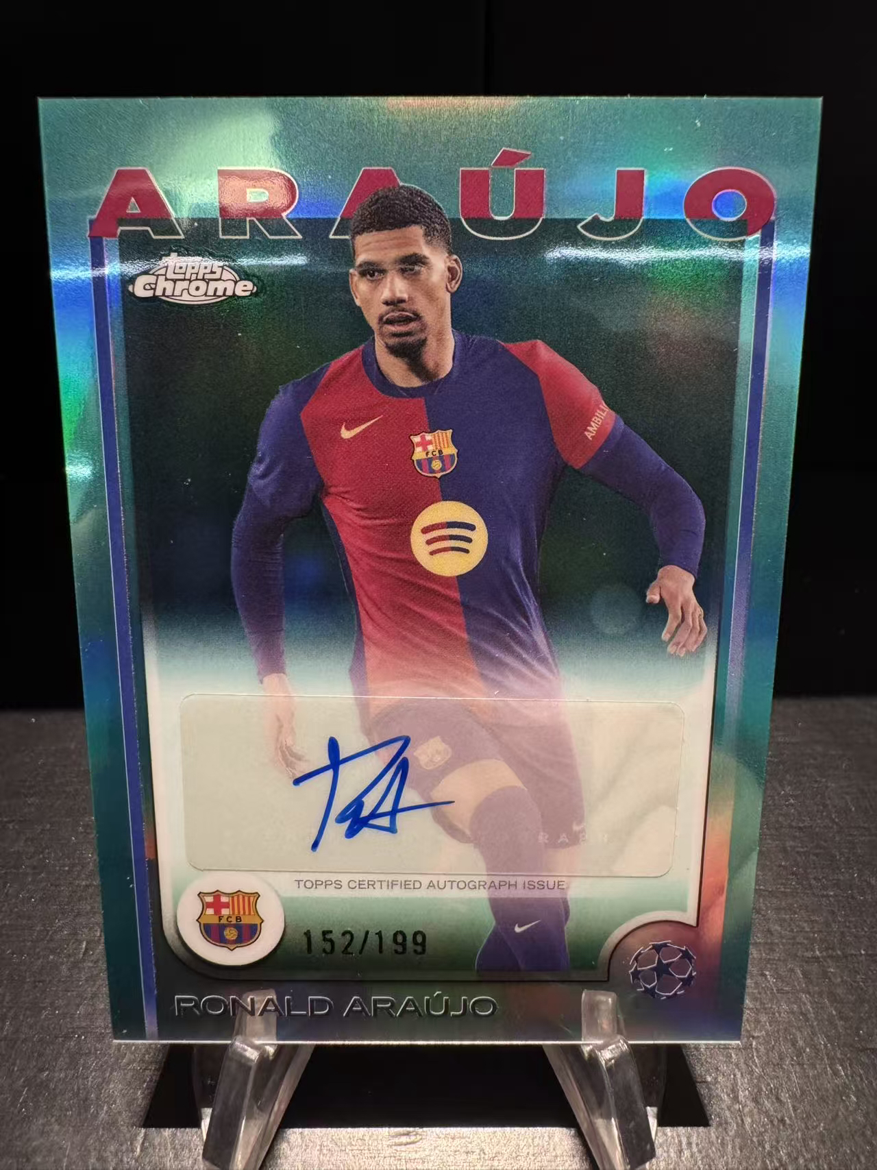 龖2025 Topps topps chrome Ronald Araujo 欧冠 正TC 罗纳德 阿劳霍 152/199编 签字 巴塞罗那 巴萨 乌拉圭 卡品如图 MJ002L