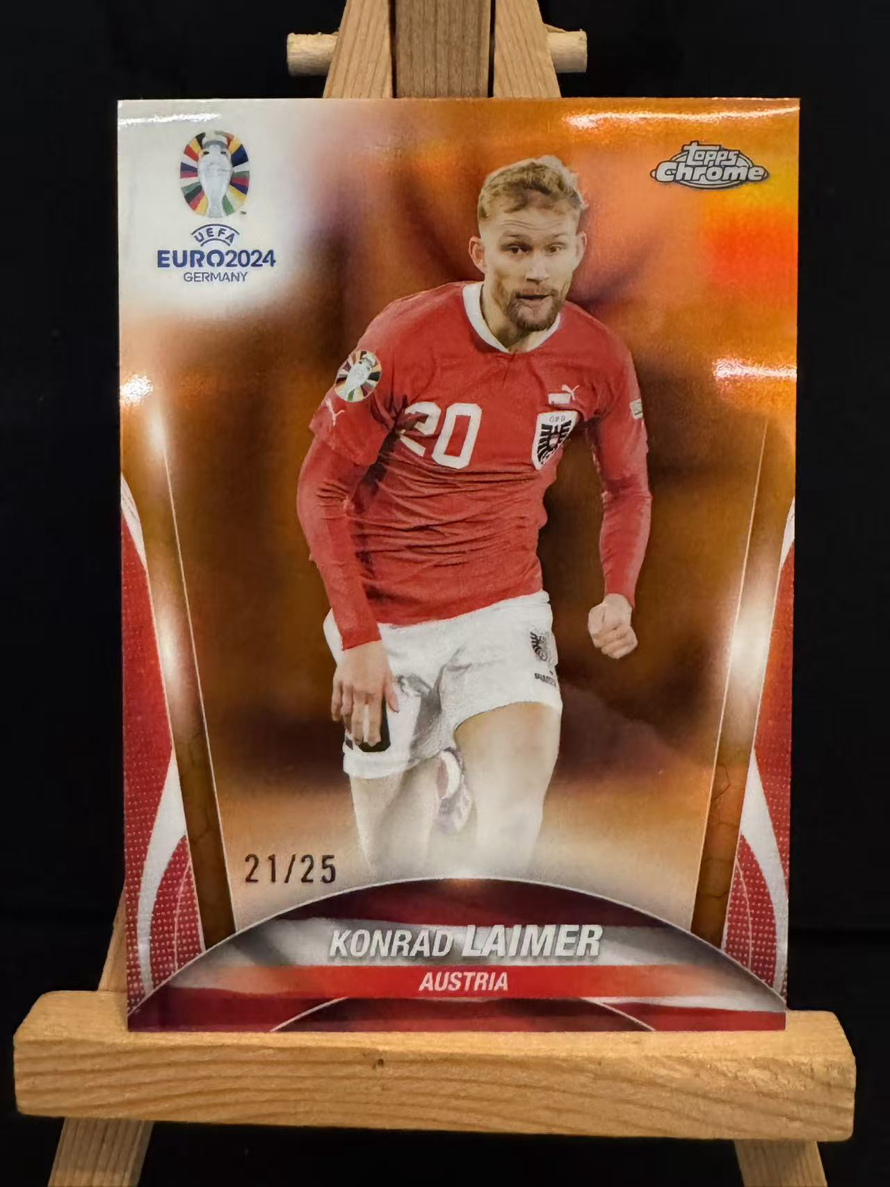 龖2024 Topps Euro Chrome Konrad Laimer 康拉德 莱默尔 莱比锡红牛 拜仁慕尼黑 奥地利 欧洲杯 21/25编 橙折 折射 欧洲杯 卡品如图 MJ002S