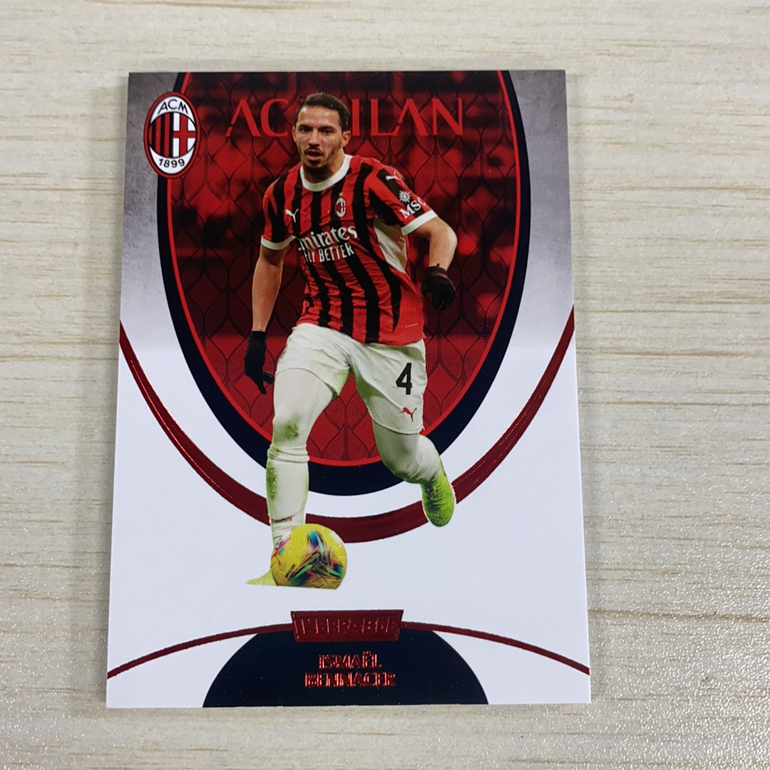 【小牛代拍】2025 DAKA AC米兰队盒 Ismael Bennacer 达咖 本纳赛尔 35编 红平行 意大利 最新高端系列 厚卡 实卡精美 收藏必备(威哥)