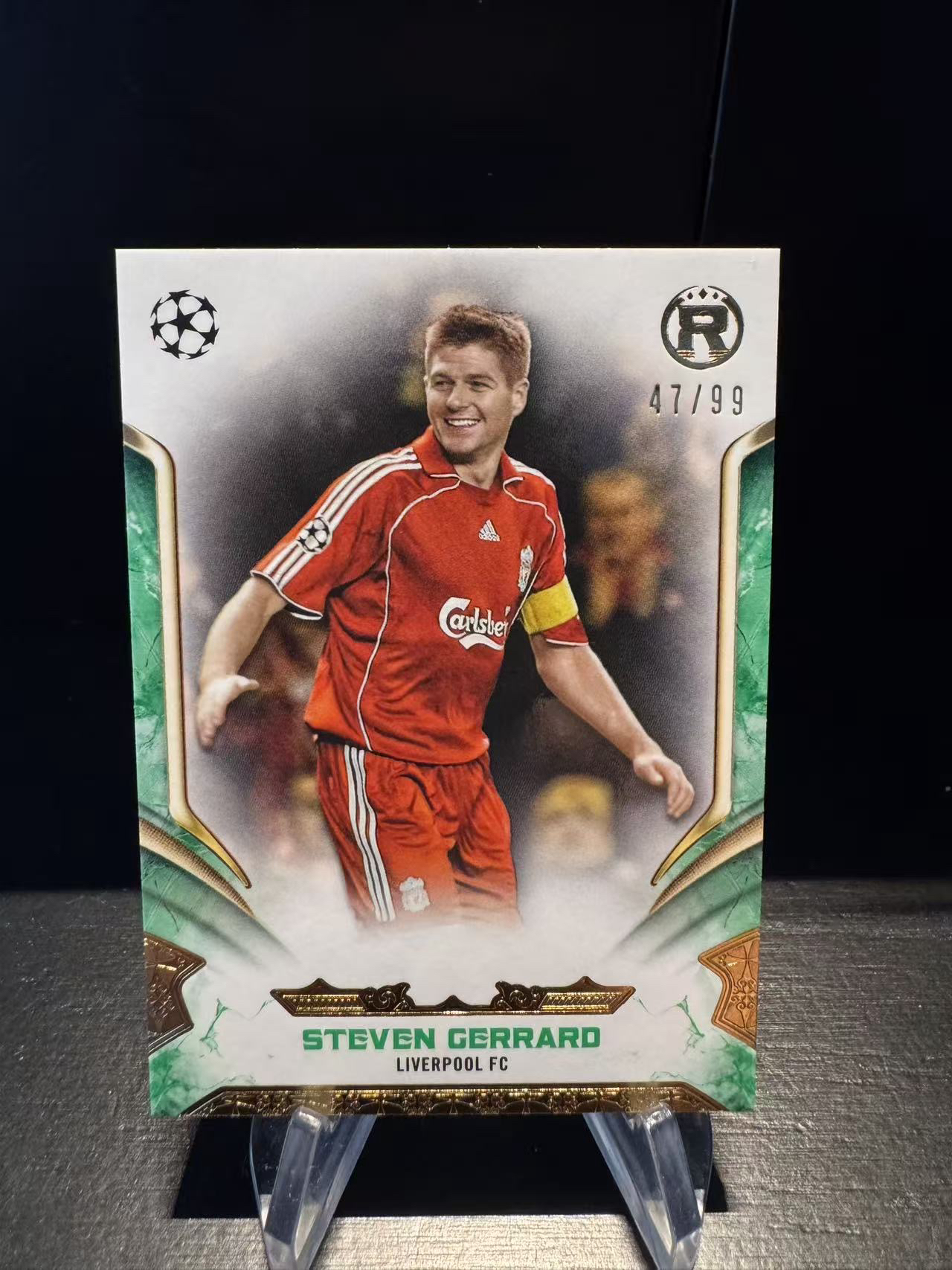 龖2024-25 Topps 元年尊耀高端系列 Steven Gerrard 欧战 杰拉德 利物浦 英格兰 杰队 尊崇 尊耀 绿平行 47/99编 卡品如图 MJ002D